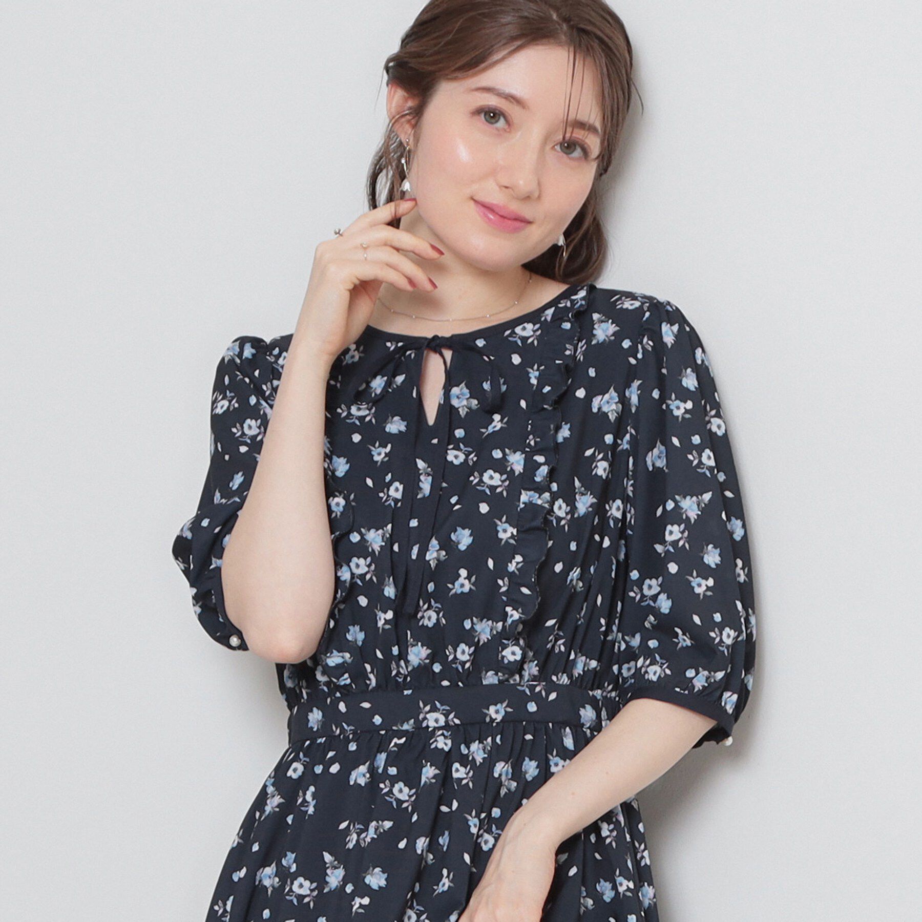 Couture broach「【着映え】水彩フラワーワンピース」|ワンピース|