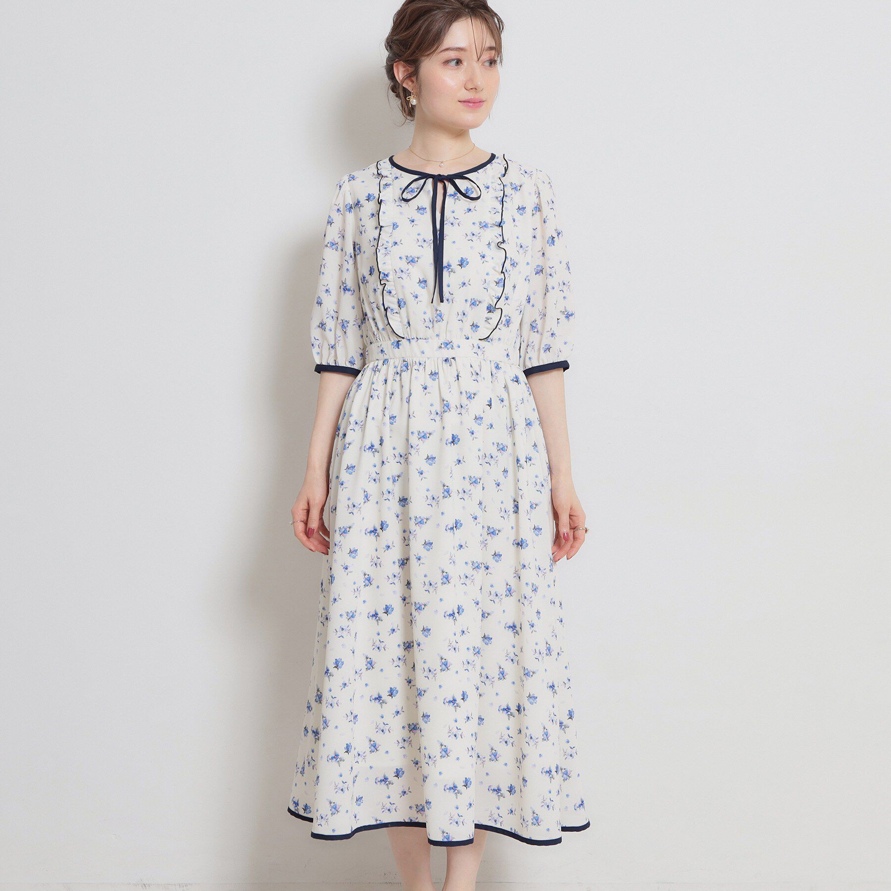 Couture broach「【着映え】水彩フラワーワンピース」|ワンピース|