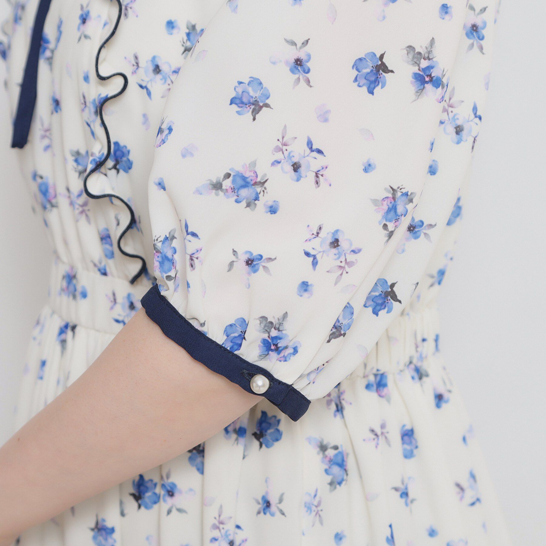 Couture broach「【着映え】水彩フラワーワンピース」|ワンピース|