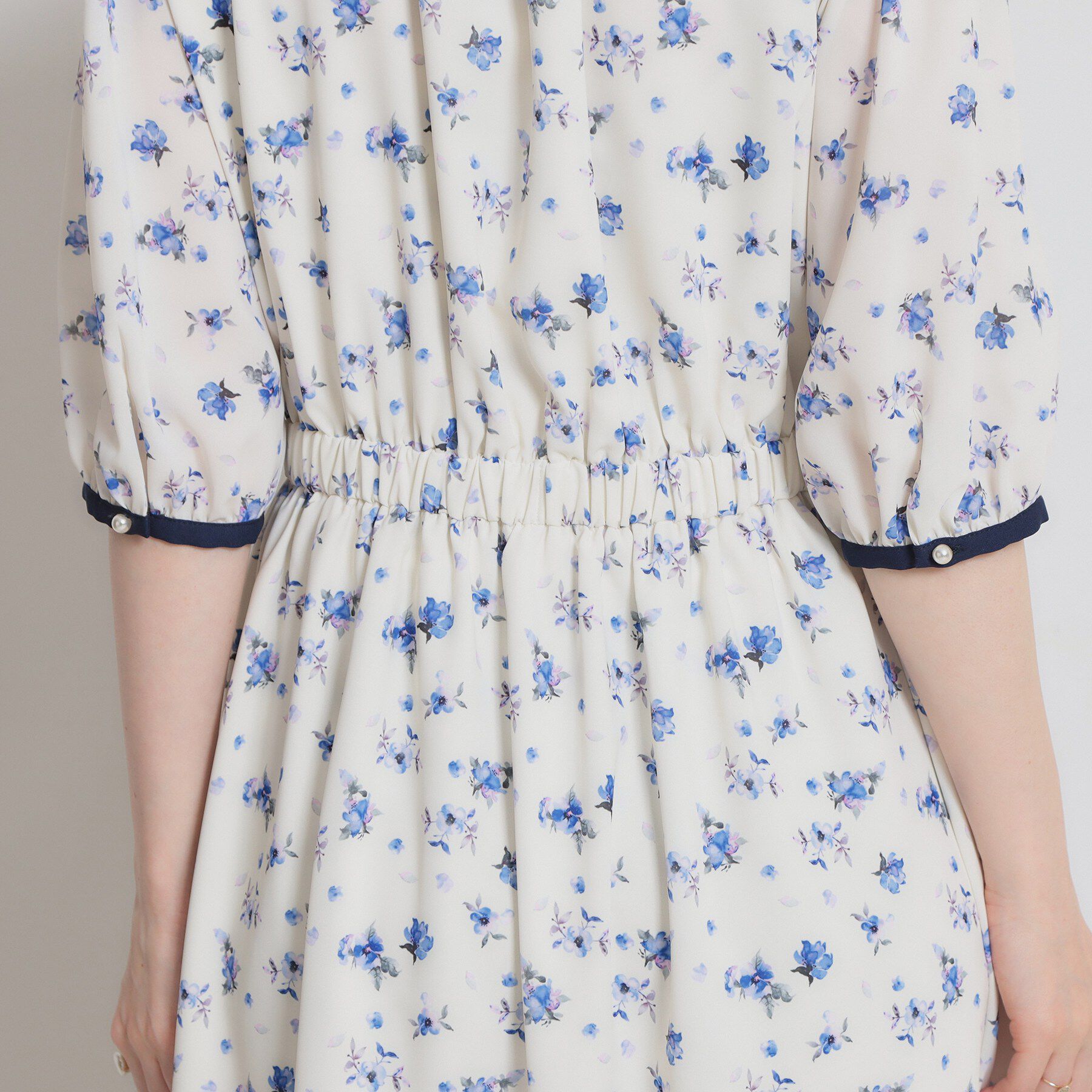 Couture broach「【着映え】水彩フラワーワンピース」|ワンピース|