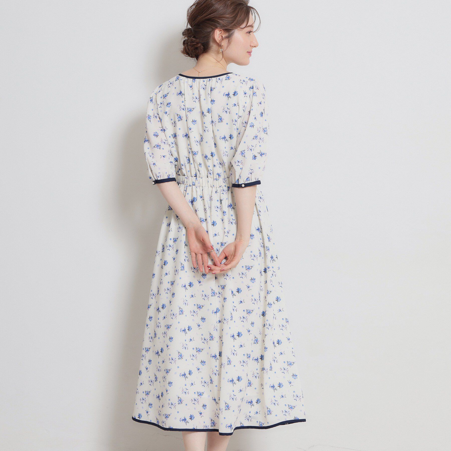 Couture broach「【着映え】水彩フラワーワンピース」|ワンピース|