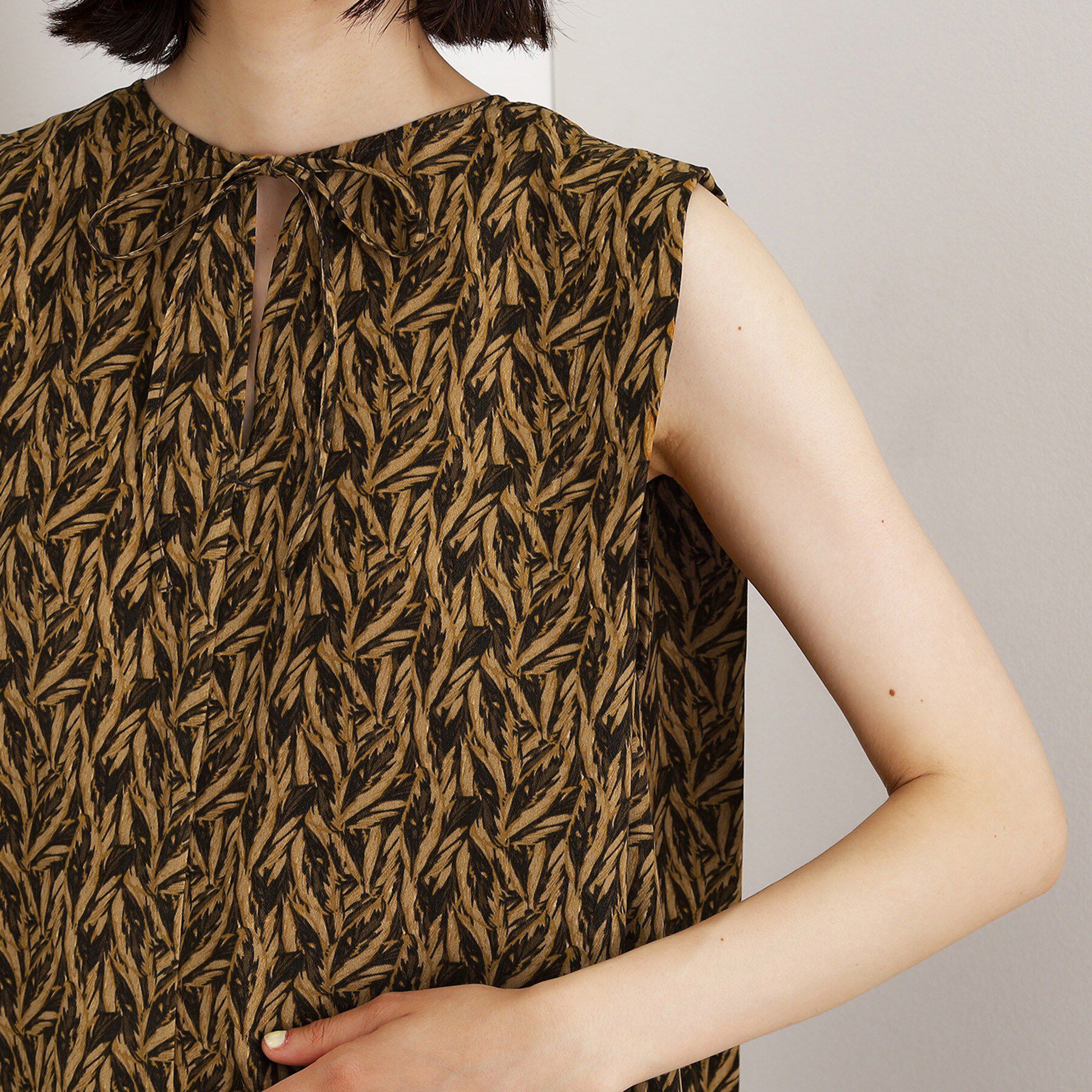 THE SHOP TK「ショルダータックワンピース【洗える】」|ワンピース|