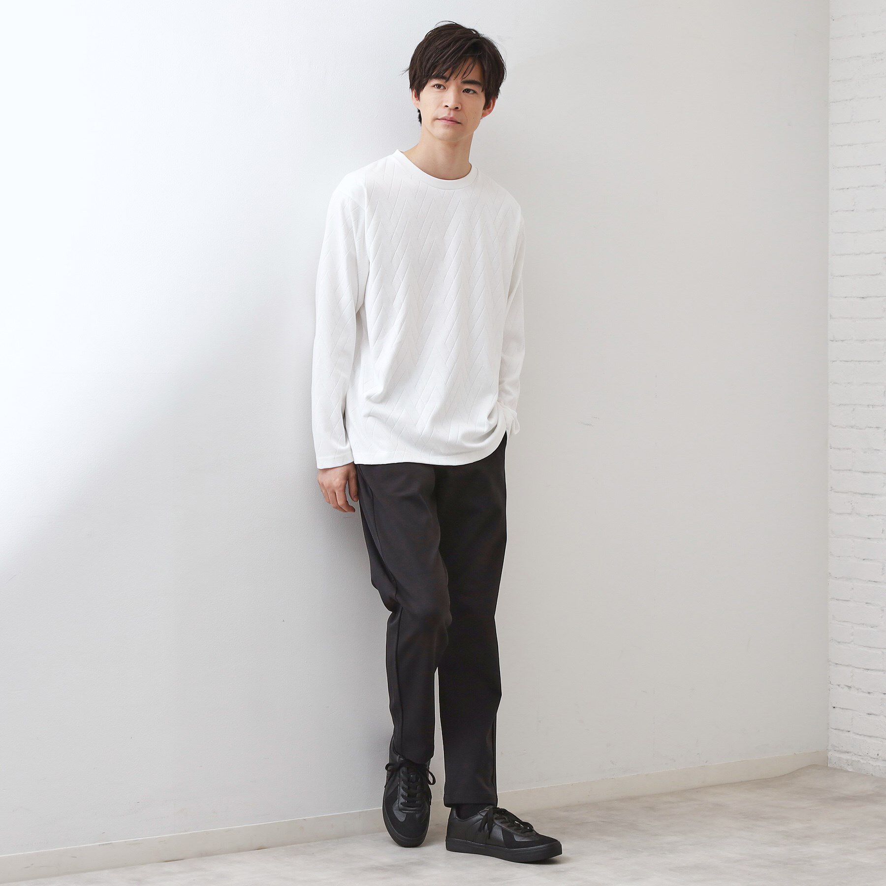 THE SHOP TK「リンクスジオメトリック長袖Tシャツ【サスティナブル素材使用/洗濯機OK】」|Tシャツ・カットソー|