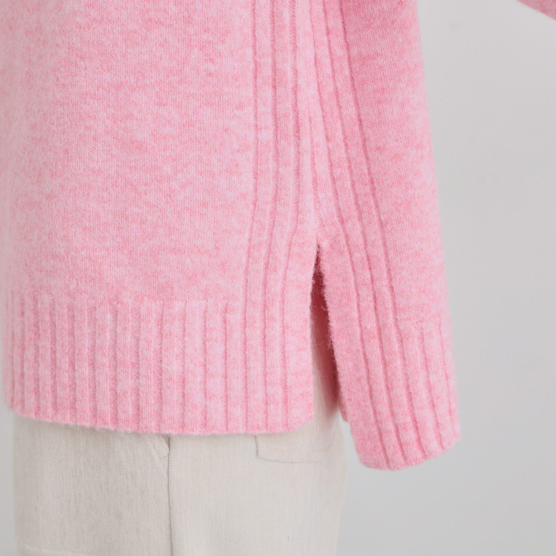 THE SHOP TK「ふんわり柔らかきれい色 ウール混ハイネックニット」|ニット・セーター|