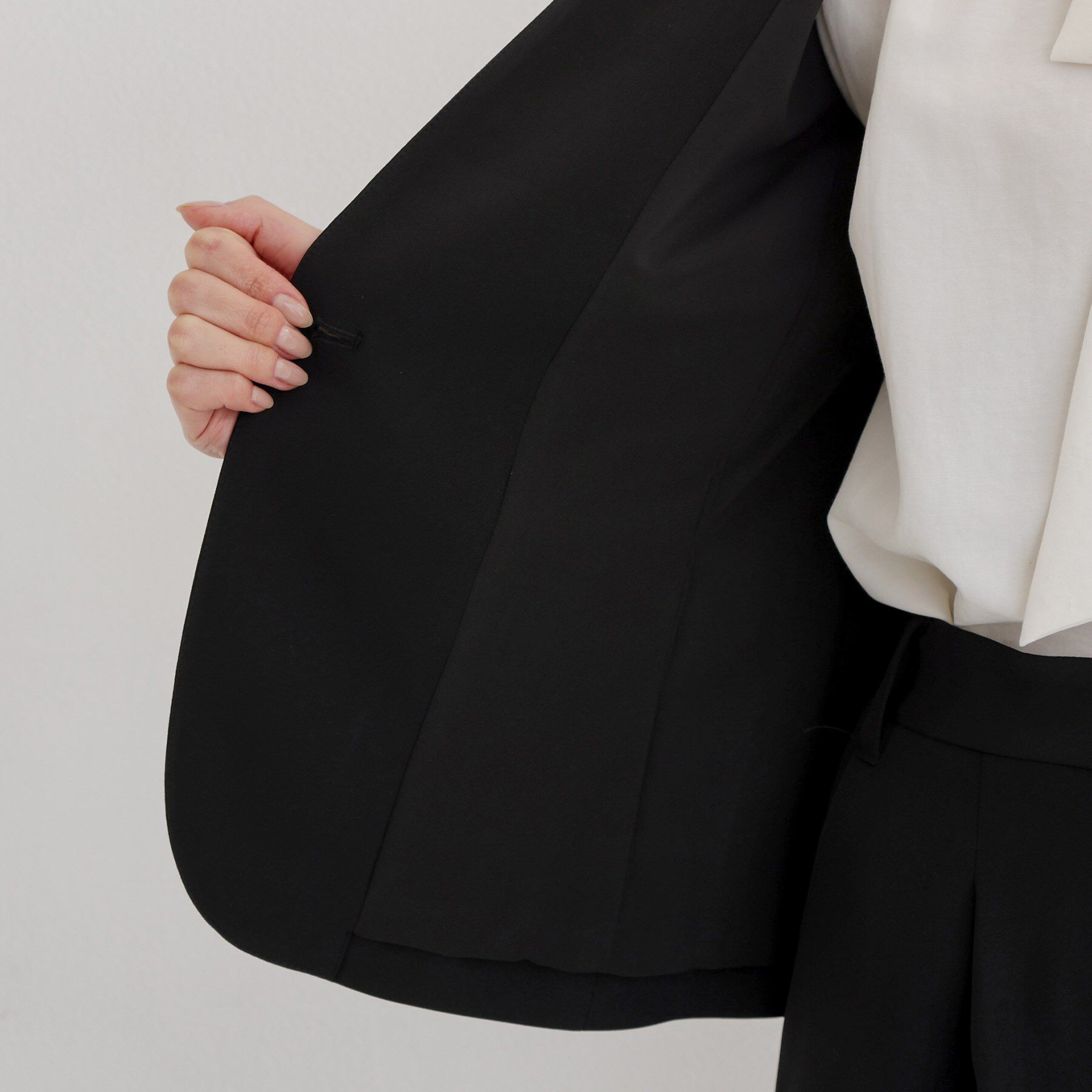 THE SHOP TK「【通勤スタイルに】ダブルクロス ノーカラージャケット/セットアップ可」|ノーカラージャケット|