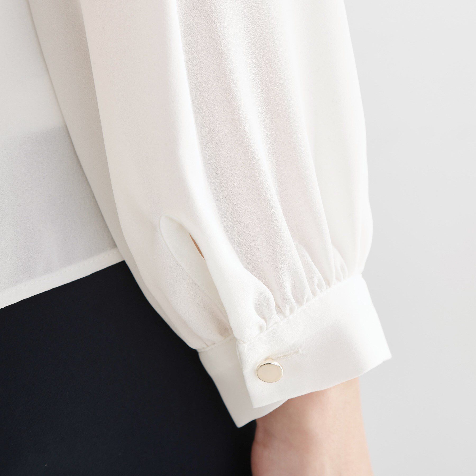 THE SHOP TK「バー付きラッフルタイブラウス」|シャツ・ブラウス|