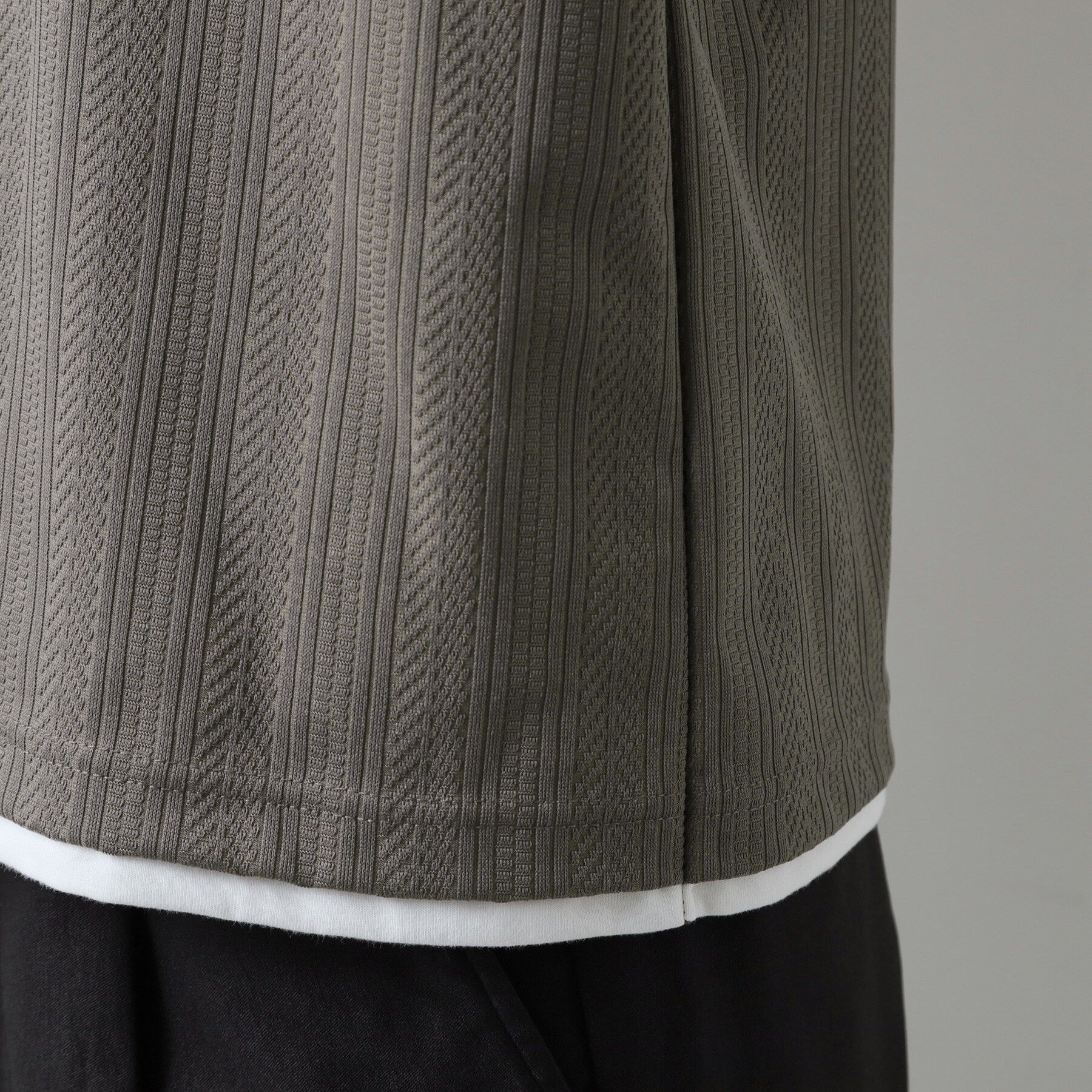 THE SHOP TK「【程よく品のある着こなし】ジャカード フェイクレイヤード長袖Tシャツ 洗濯機OK」|Tシャツ・カットソー|