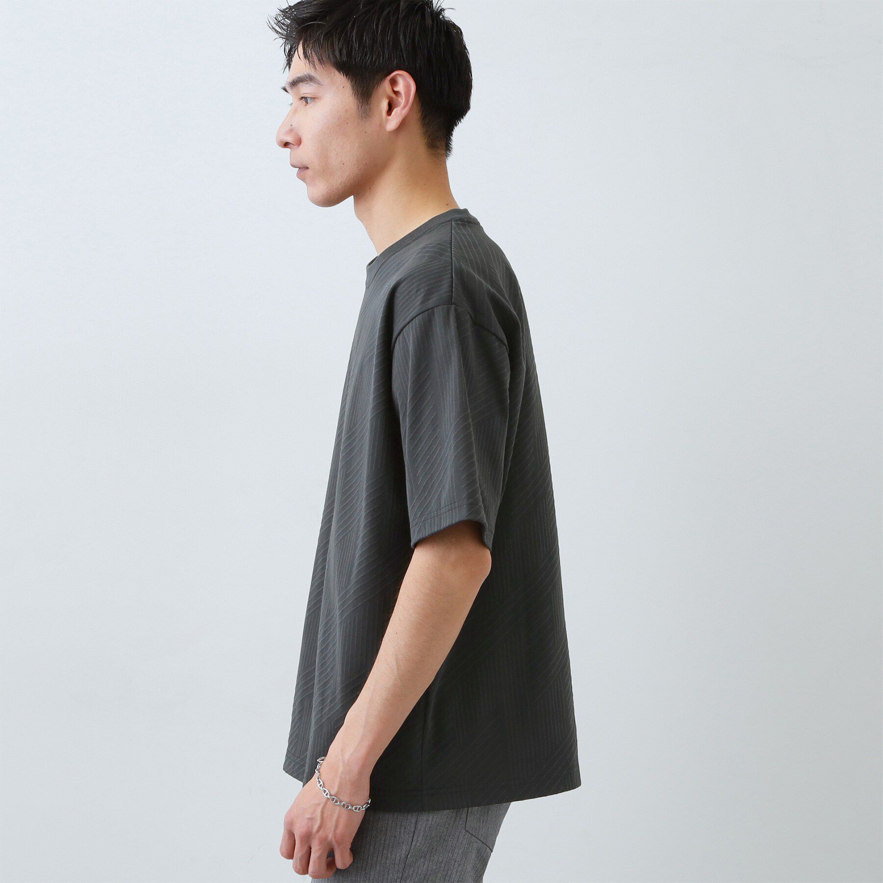 THE SHOP TK「【無地だと少し物足りないという方へ】ジオメトリック柄 半袖Tシャツ 洗濯機OK」|Tシャツ・カットソー|