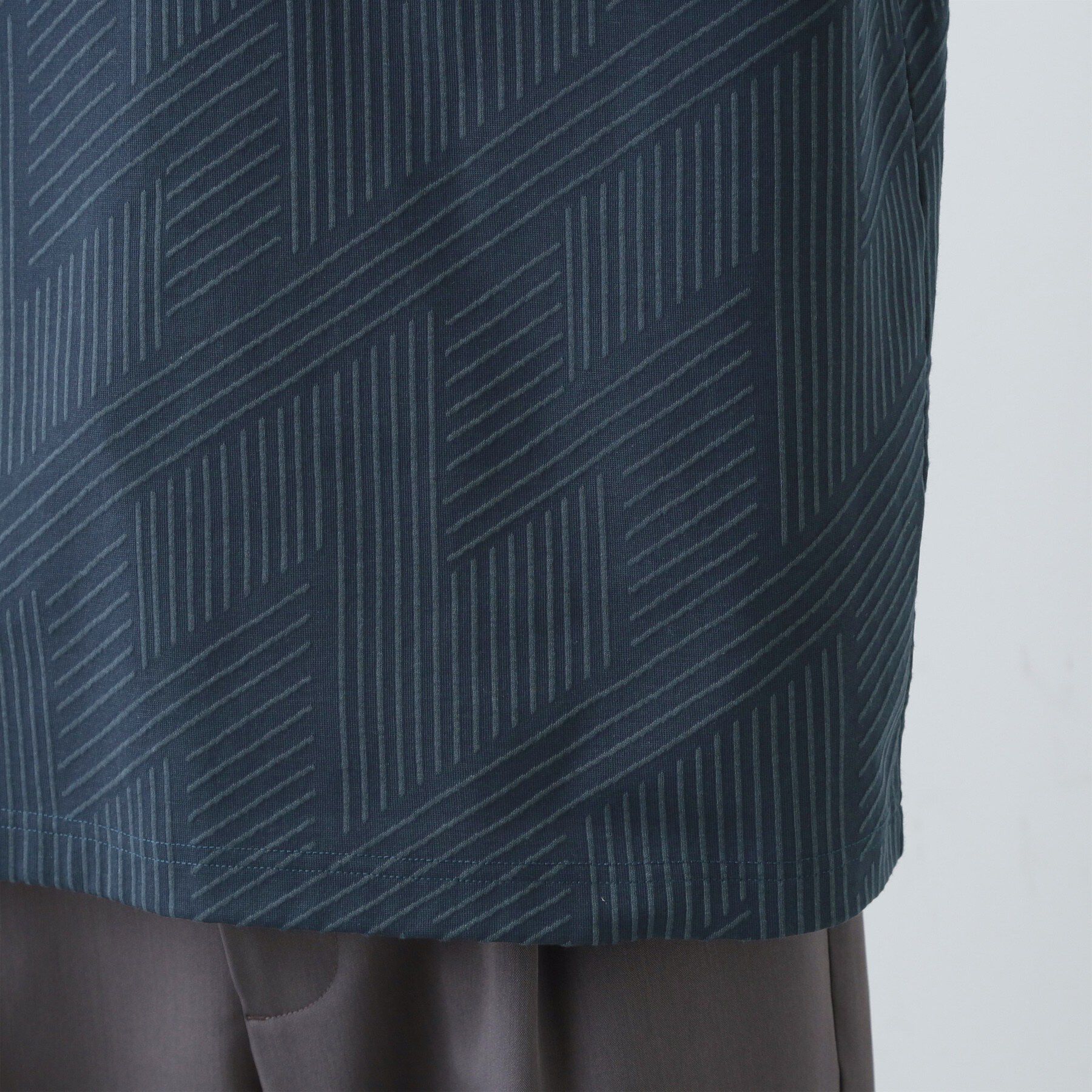 THE SHOP TK「【無地だと少し物足りないという方へ】ジオメトリック柄 半袖Tシャツ 洗濯機OK」|Tシャツ・カットソー|