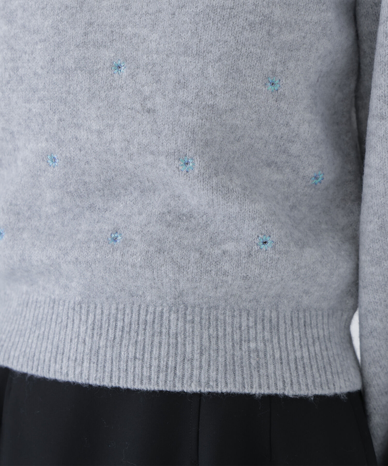  「フラワー刺繍ニット」|ニット・セーター|