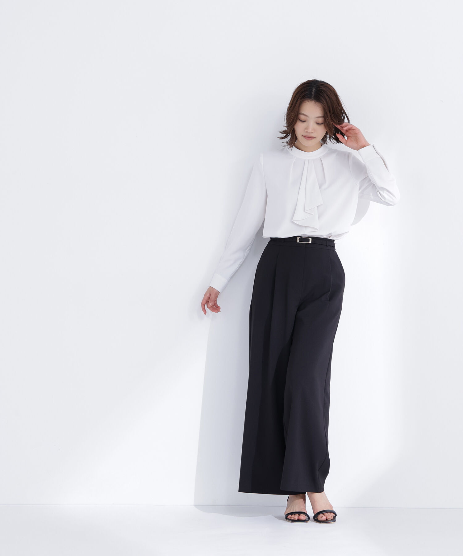  「ベルテッドタックワイドパンツ」|その他|