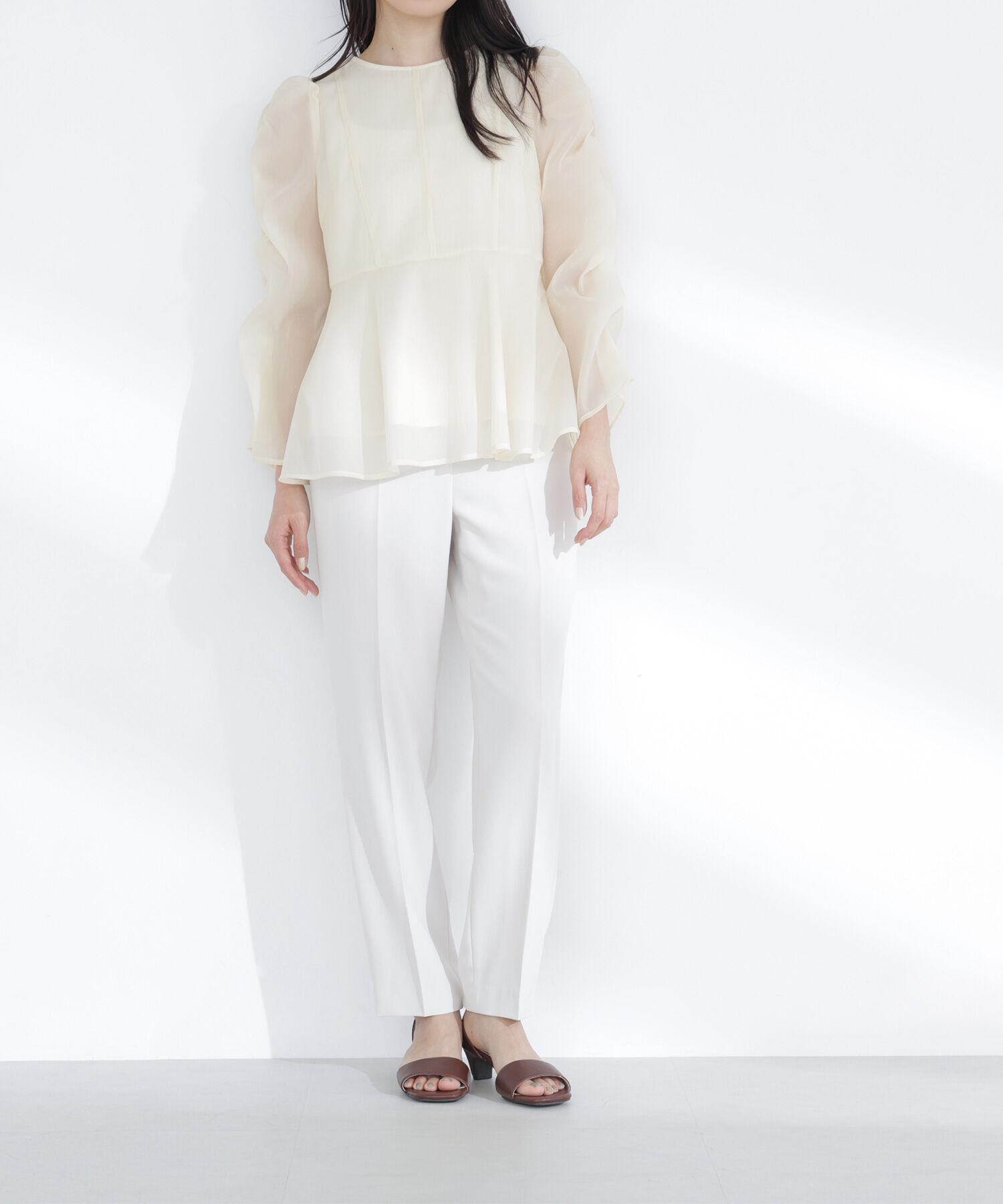  「カラーテーパードパンツ」|その他|オフベージュ