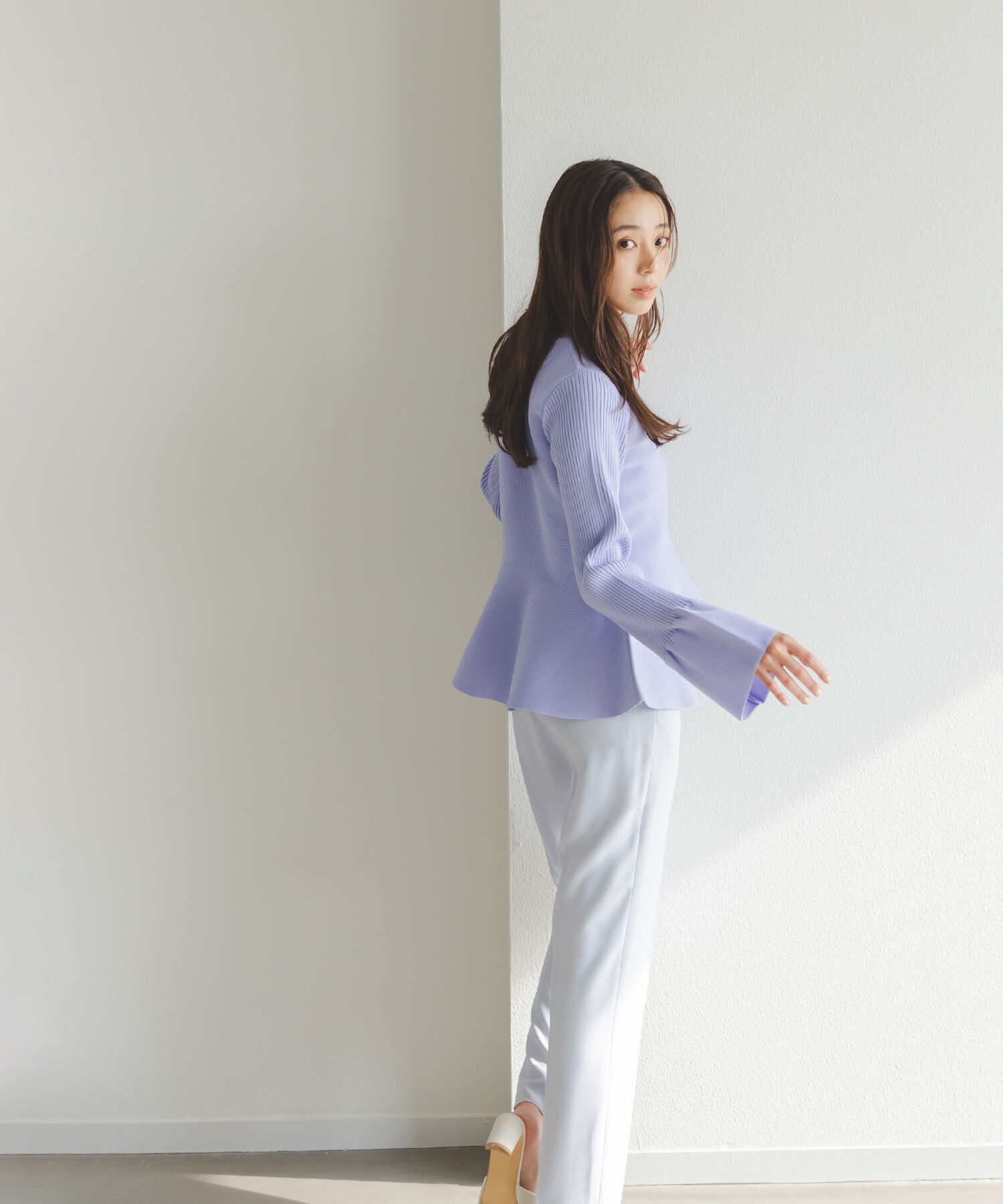  「カラーテーパードパンツ」|その他|