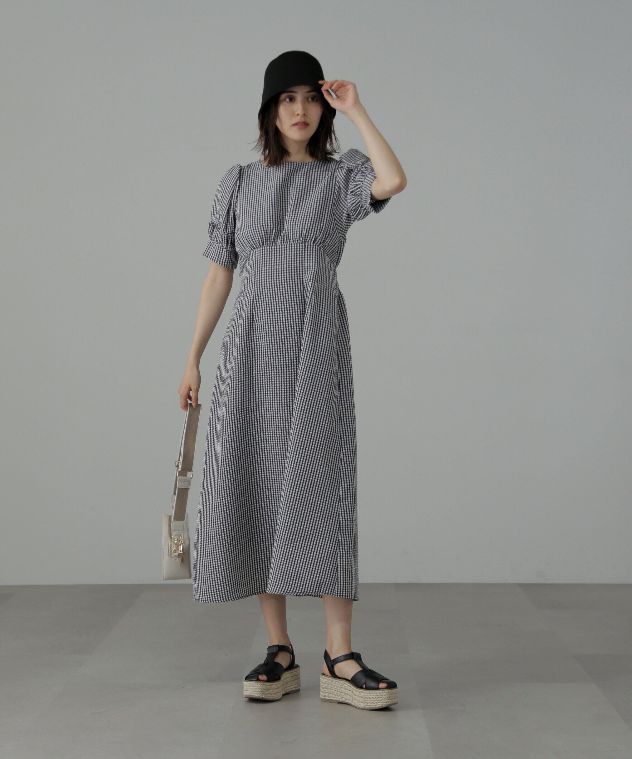  「パフスリーブバックリボンワンピース」|ワンピース|