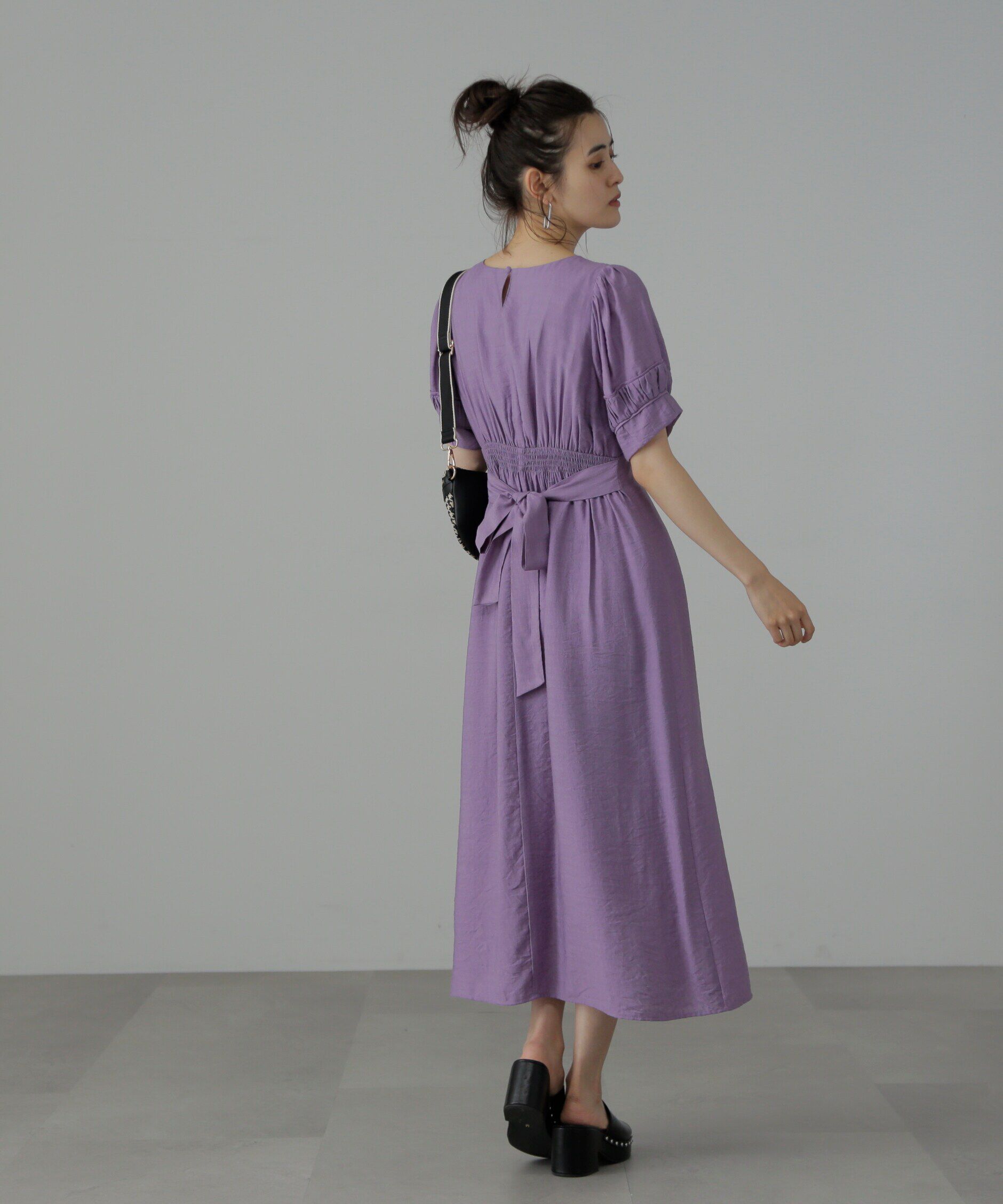  「パフスリーブバックリボンワンピース」|ワンピース|