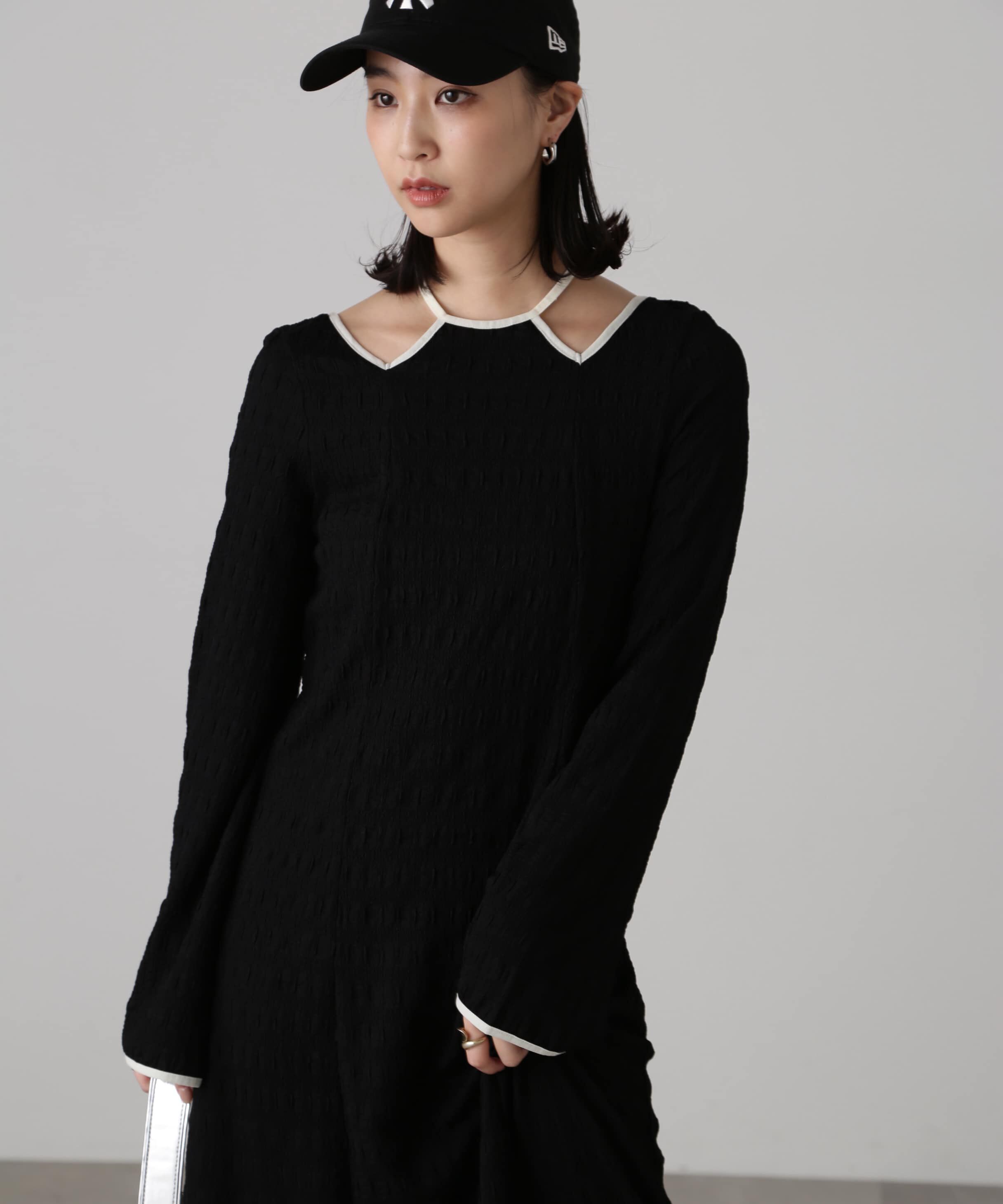  「カットアウトホルターネックワンピース」|ワンピース|