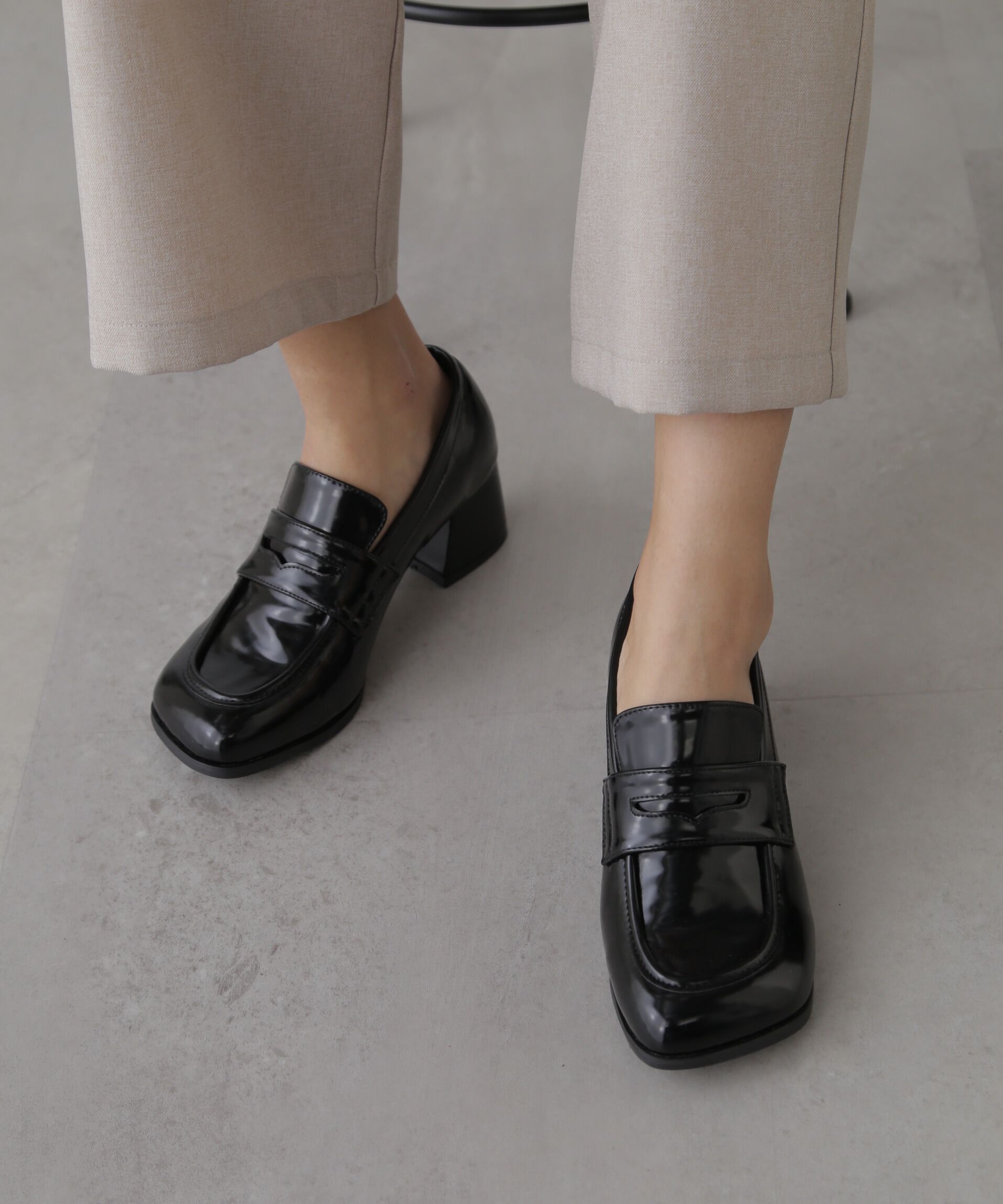  「ヒールローファー」|その他|