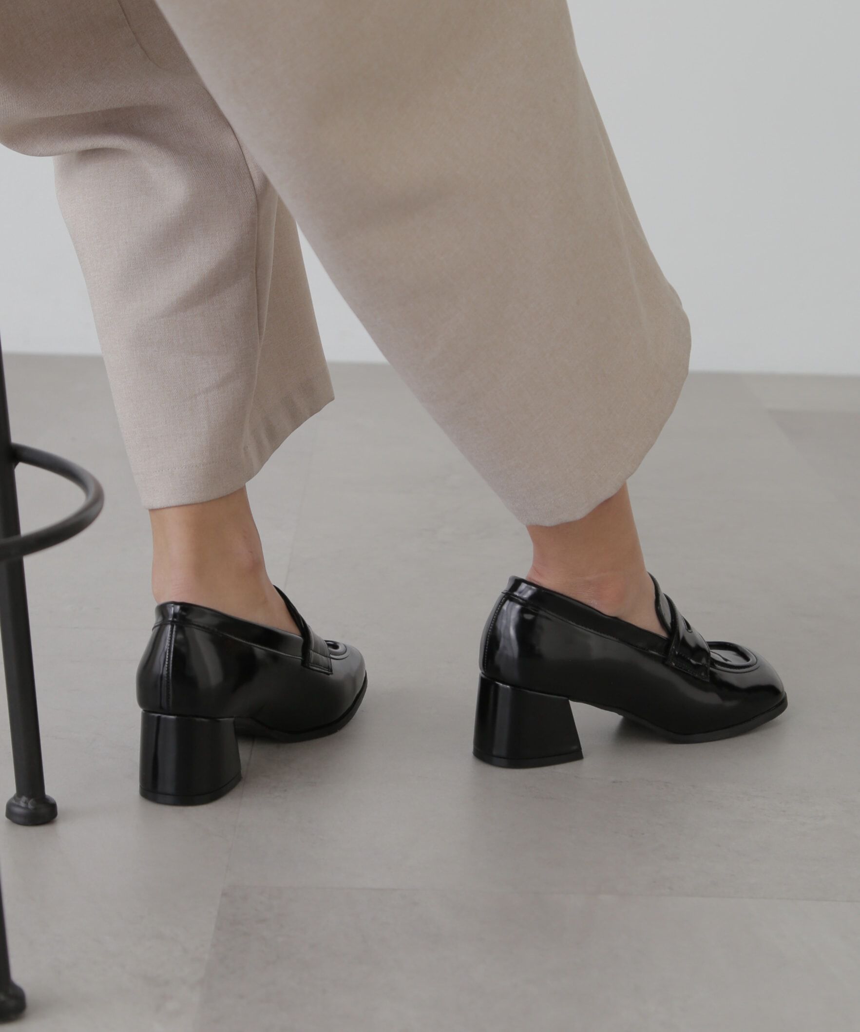  「ヒールローファー」|その他|