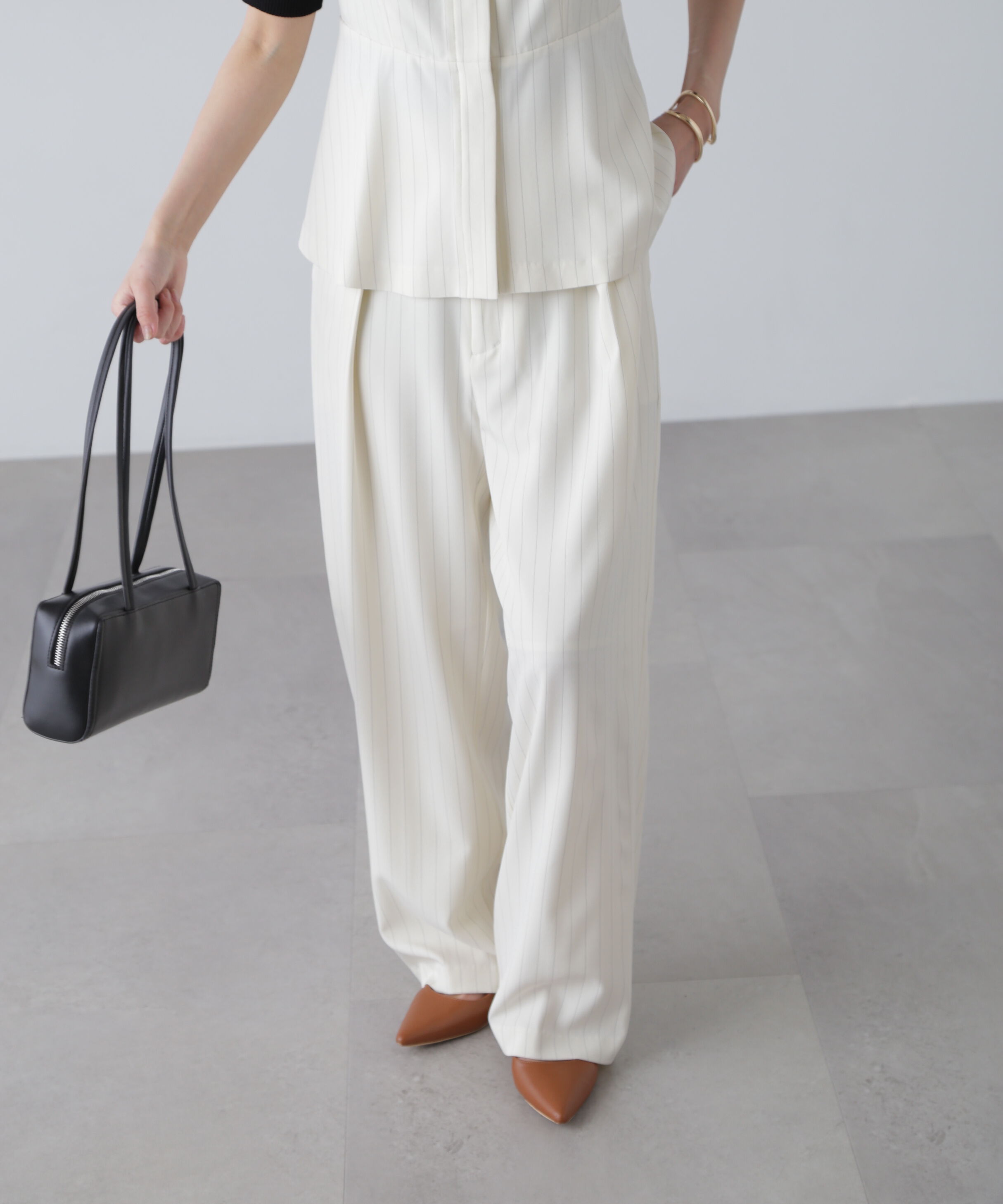  「〈セットアップ対応〉タックセミワイドパンツ」|その他|