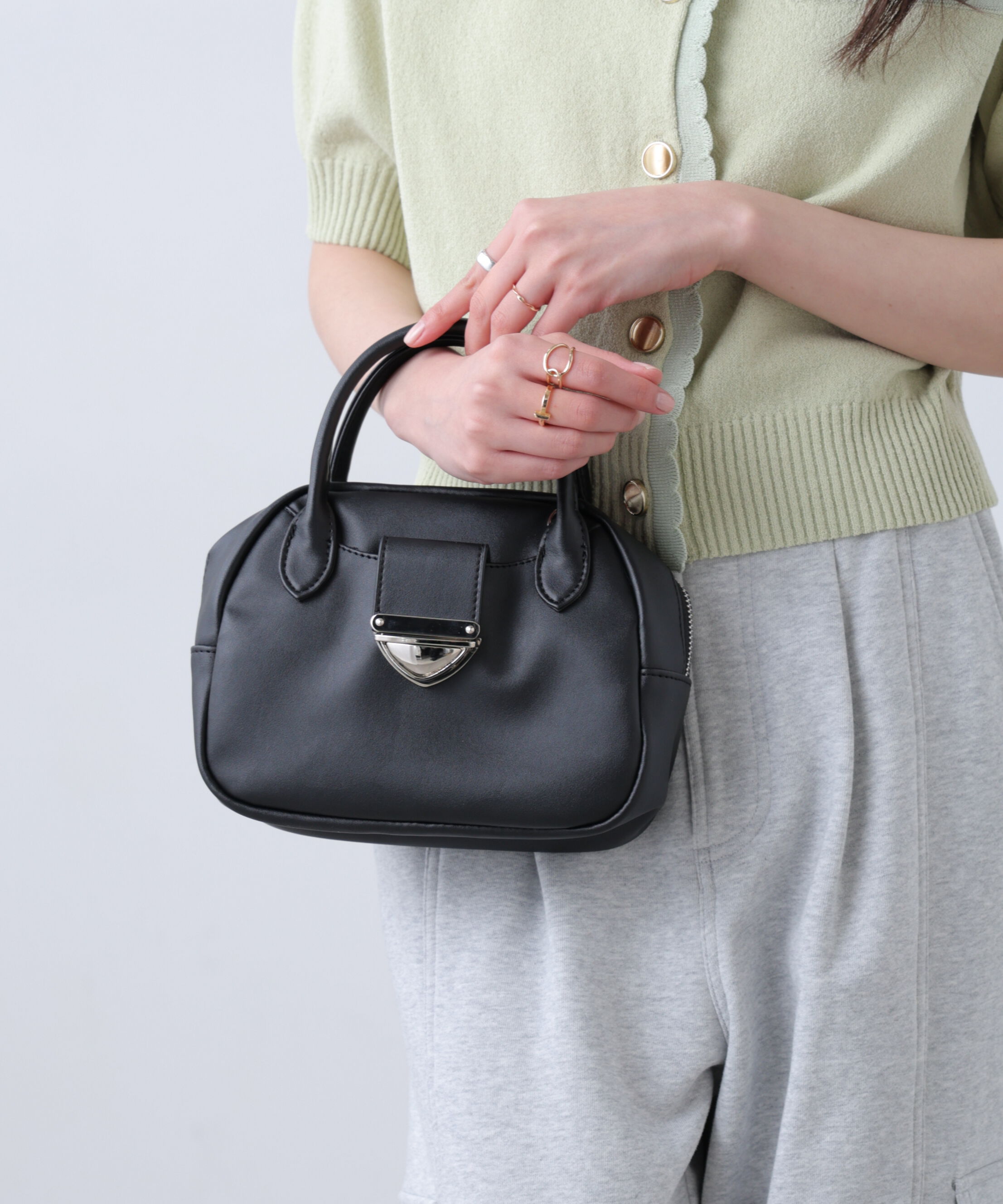  「フラップメタルベルトバッグ」|その他|ブラック