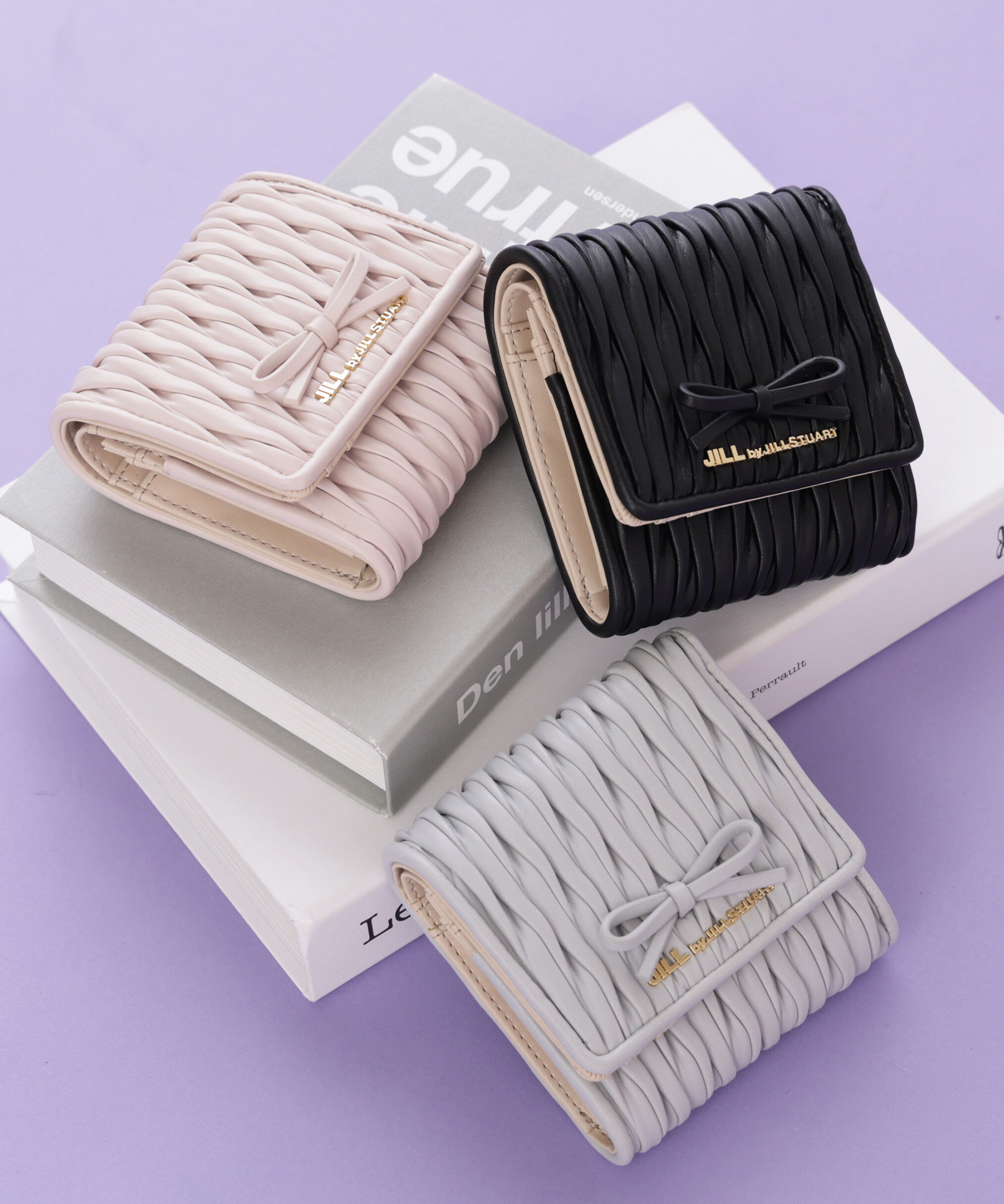  「ミニリボンパフィフラップウォレット」|財布|ブルー