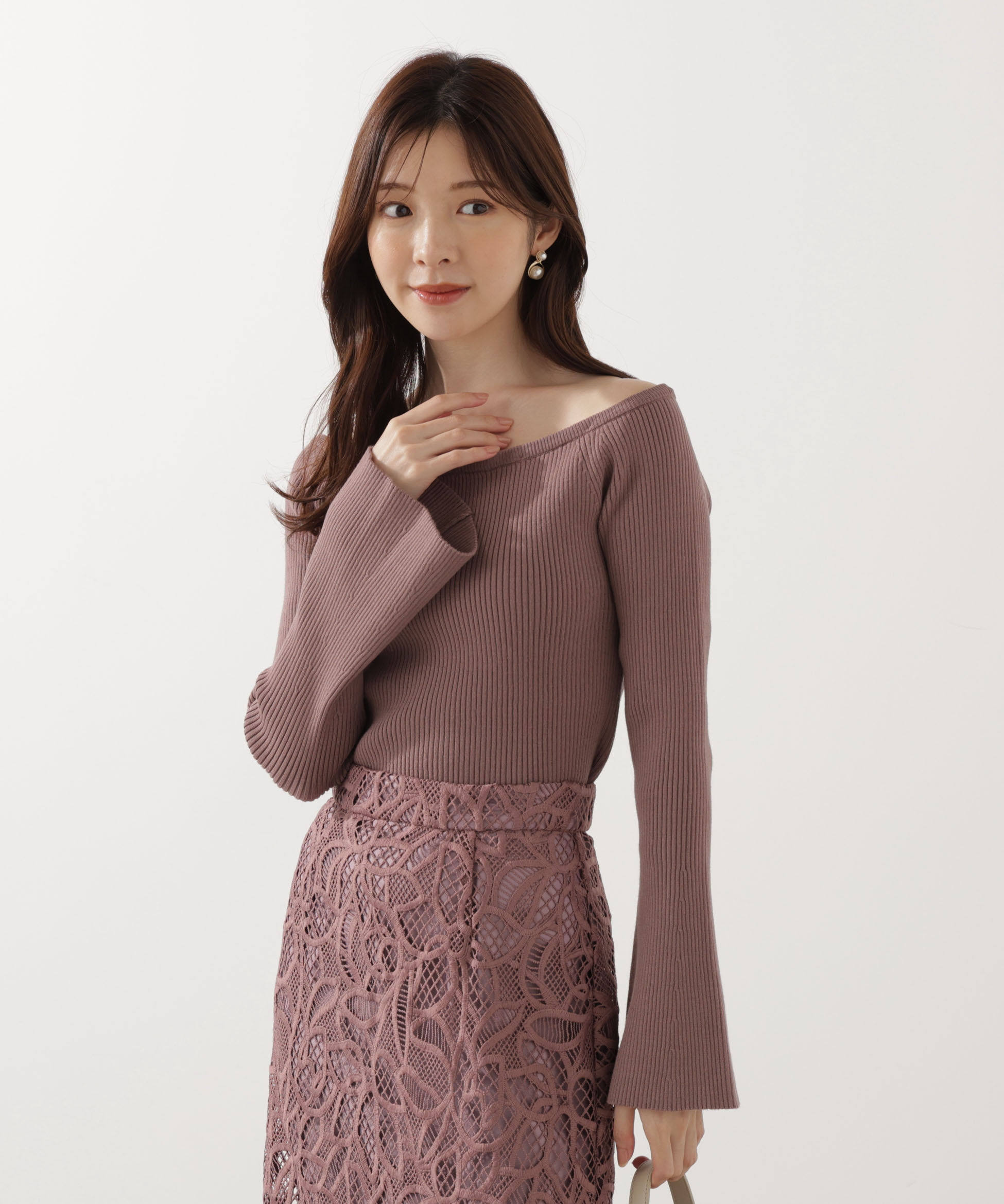 PROPORTION BODY DRESSING「フェイクファー付きオフショルニット 25AW」|ニット・セーター|