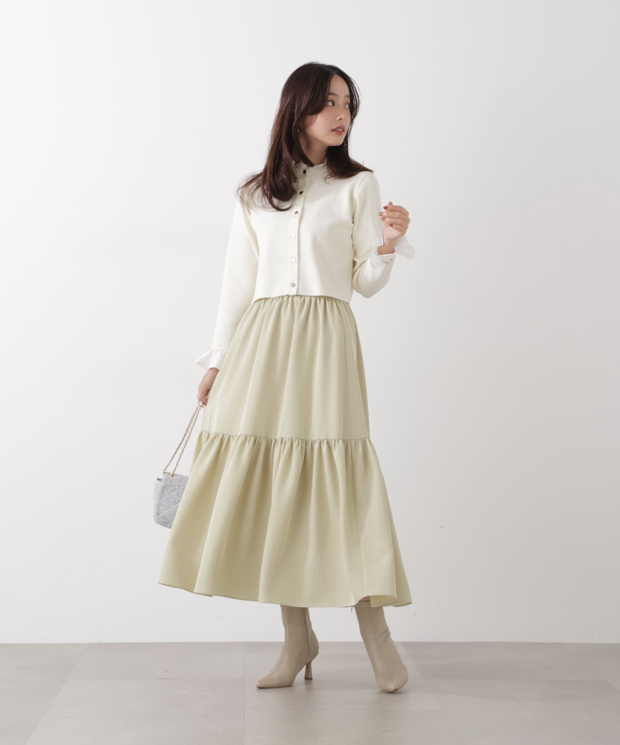 PROPORTION BODY DRESSING「ニュアンスサテンティアードスカート　26SS」|スカート|