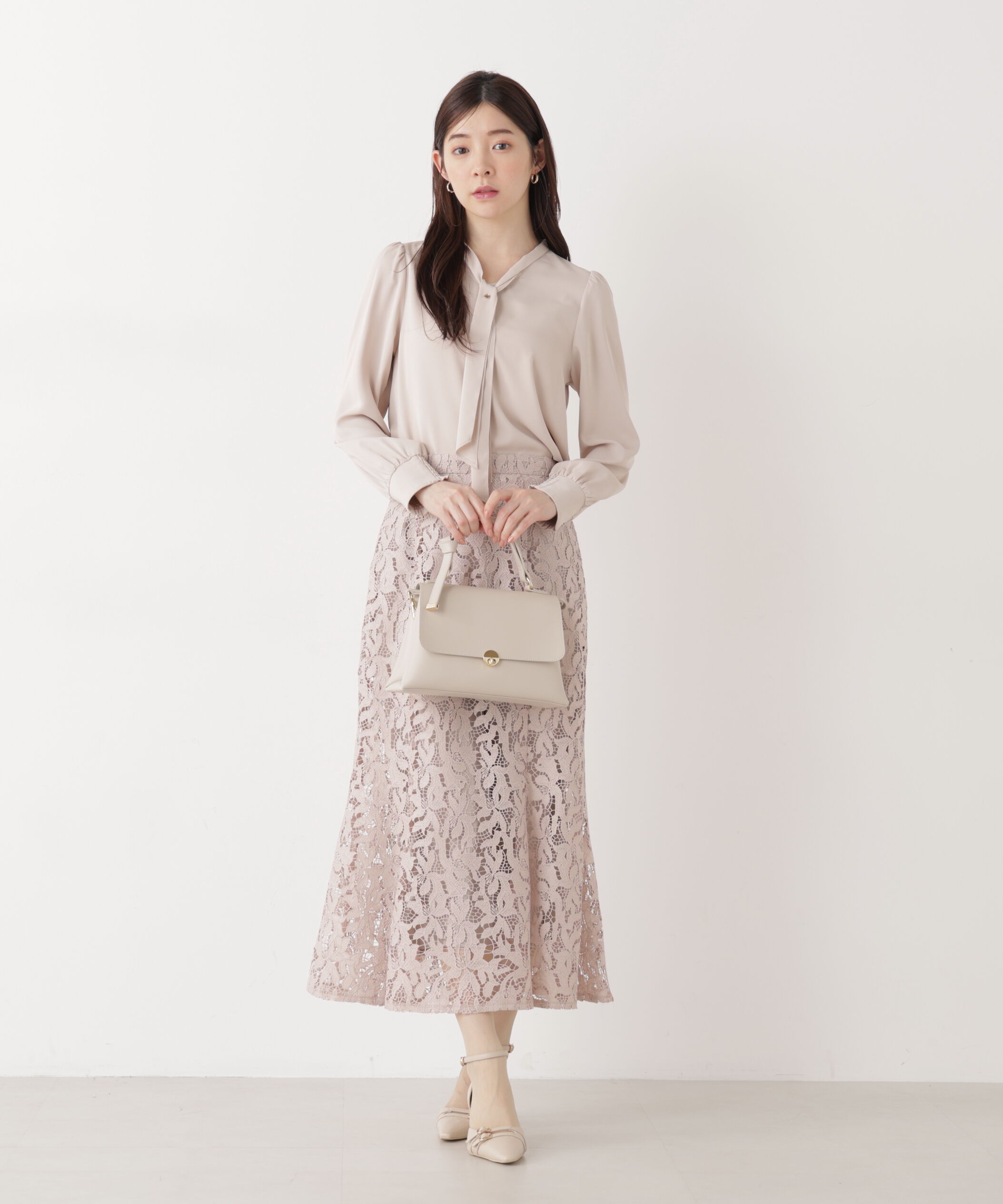 PROPORTION BODY DRESSING「キラ釦ボウタイブラウス　26SS」|シャツ・ブラウス|