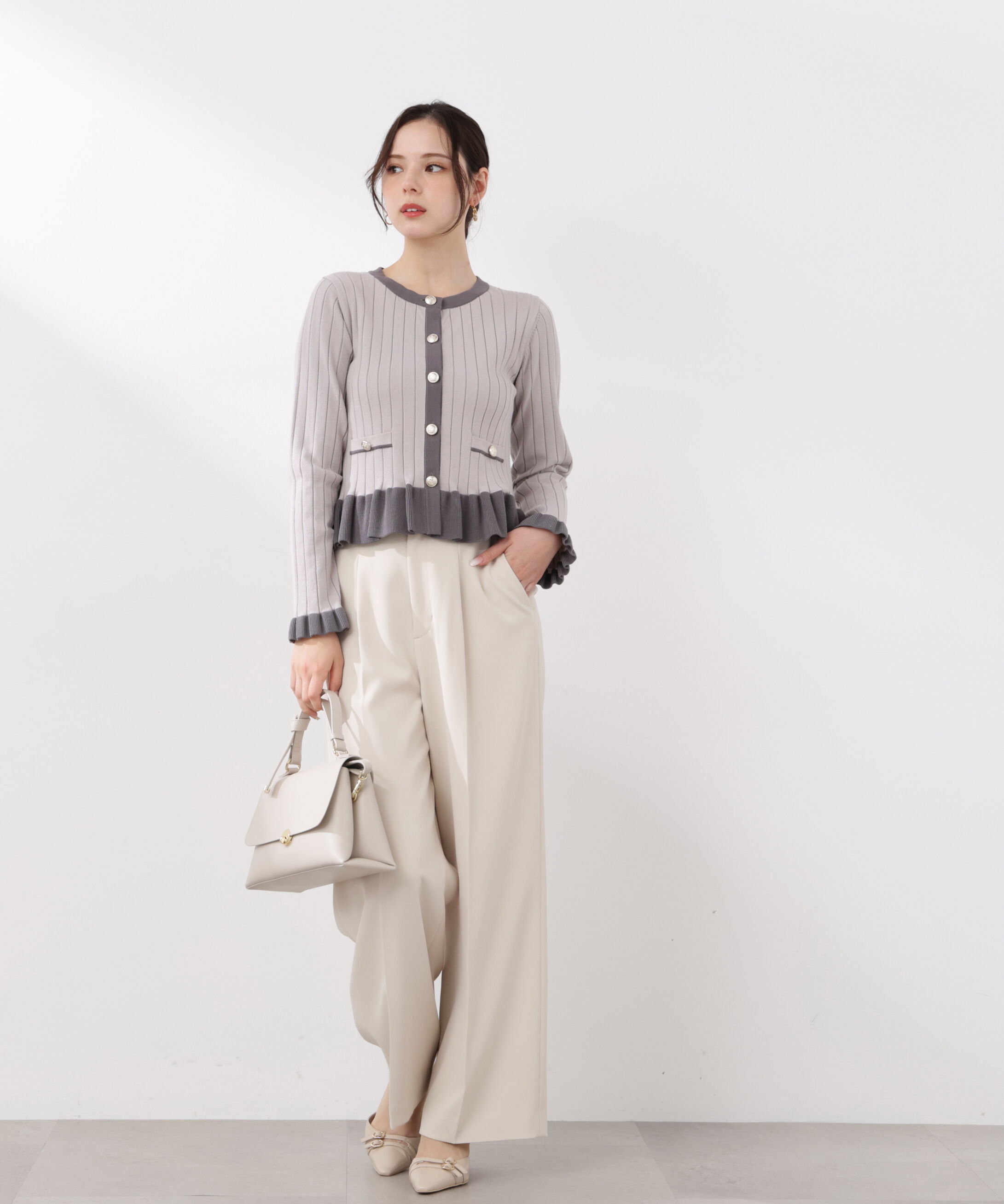 PROPORTION BODY DRESSING「ボタン付きペプラムニット26SS」|ニット・セーター|