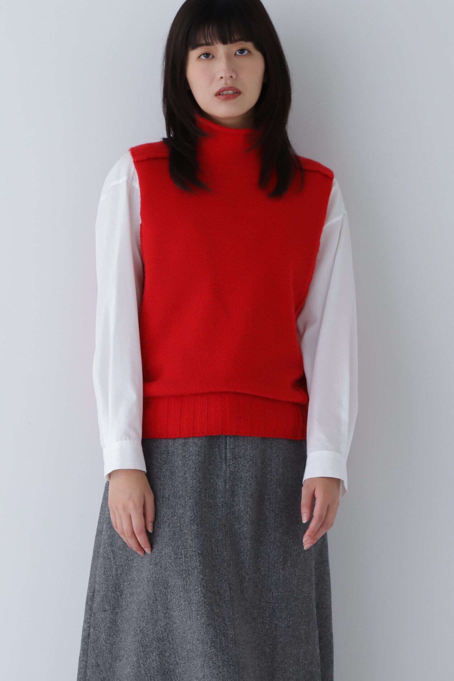  「◆アウトリンキングハイネックベスト」|ニット・セーター|レッド