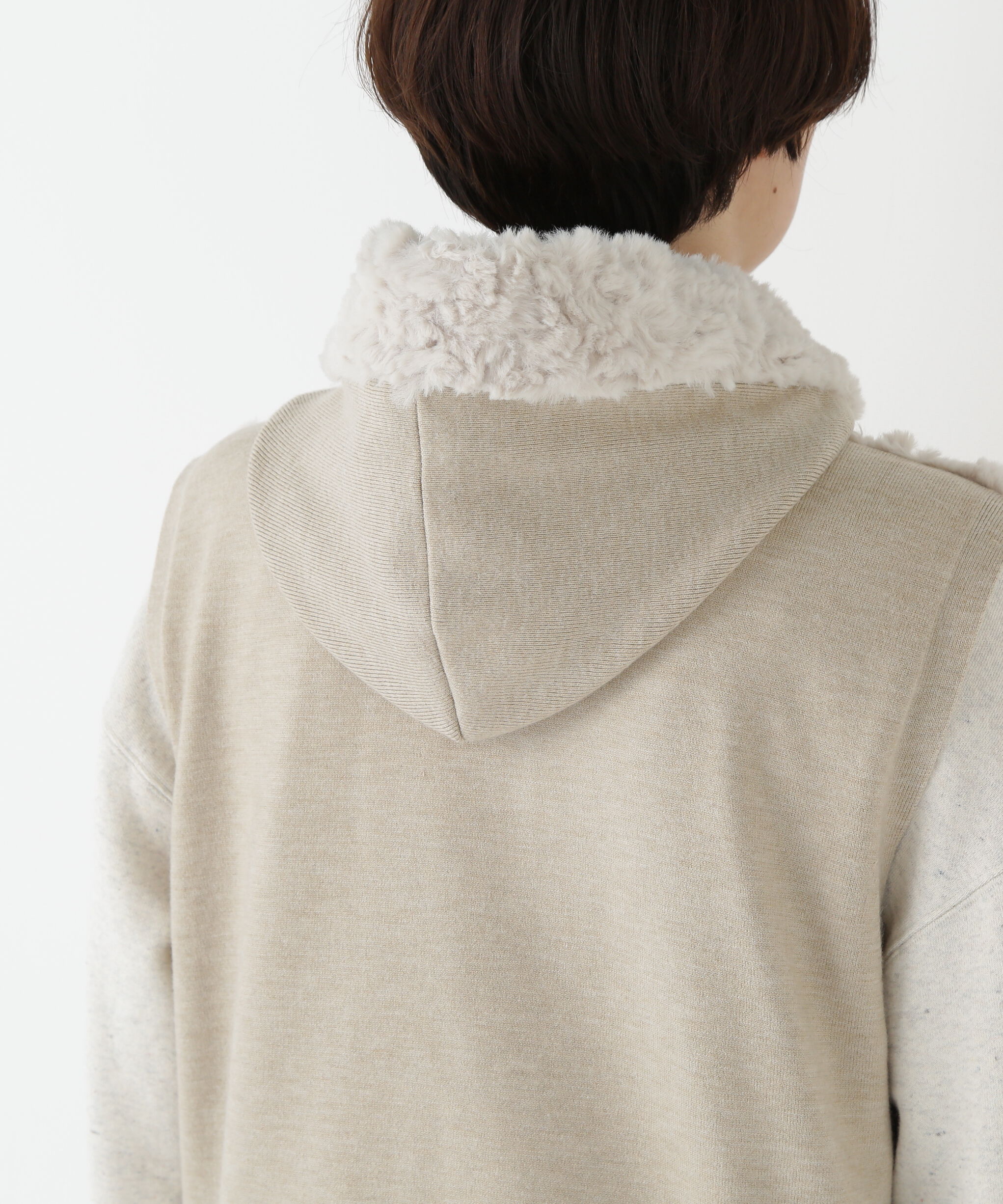  「◆フェイクファージップアップフードベスト」|その他|