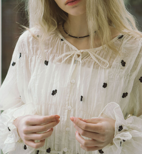 archives「花柄刺繍ギャザーブラウス」|シャツ・ブラウス|