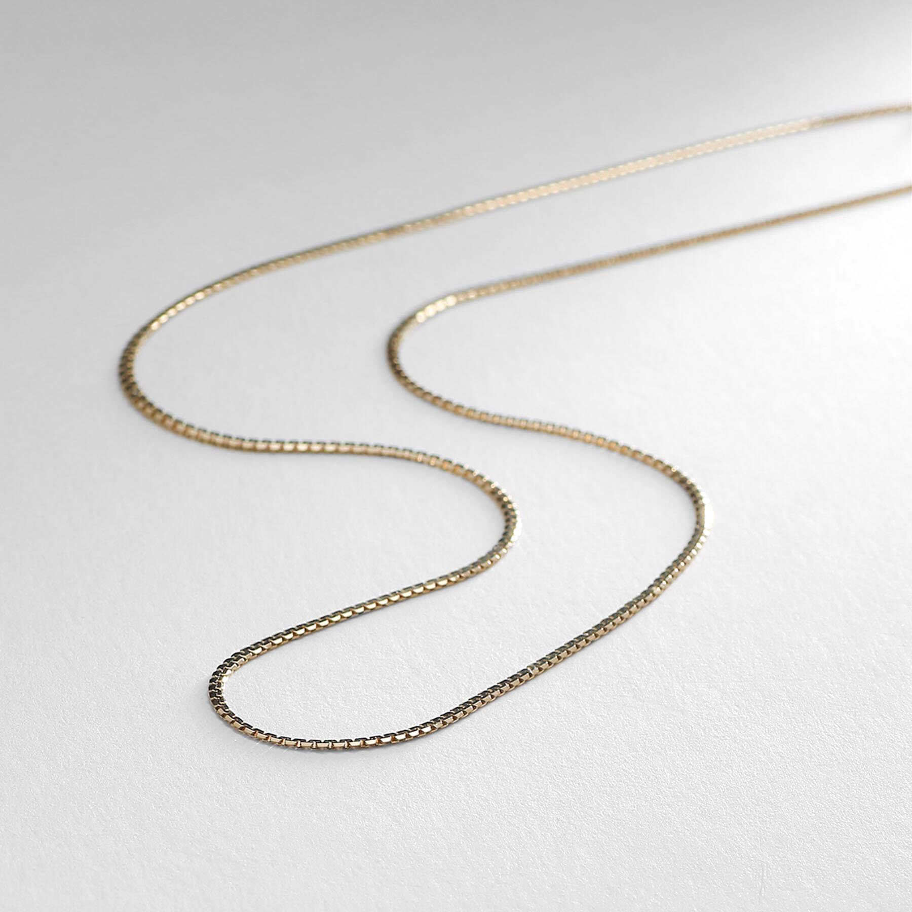 COCOSHNIK「K10ベネチアンフラット ネックレス」|ネックレス|