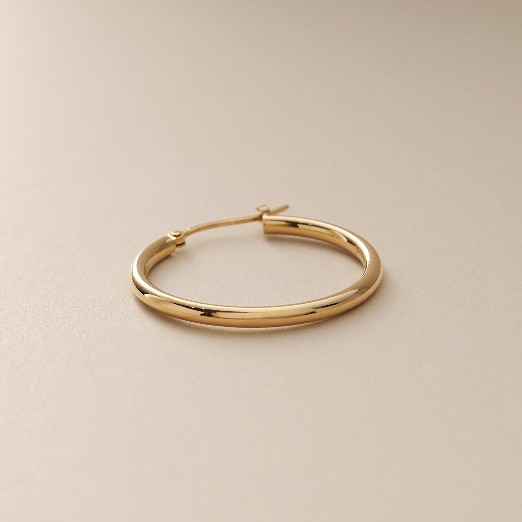 COCOSHNIK「K18中空丸線 フープピアス大」|ピアス|