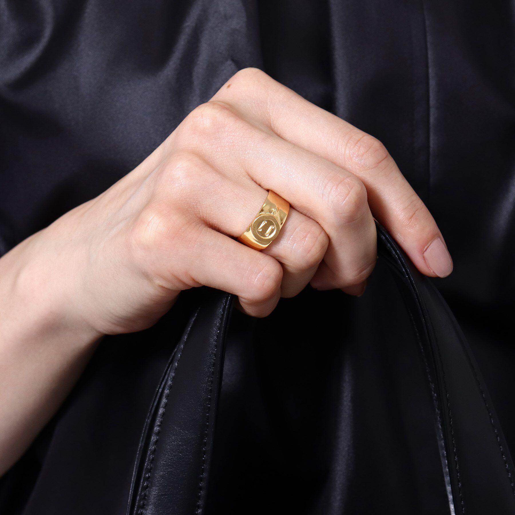 HIROKO HAYASHI「FABRO（ファブロ）リングイヤーカフ」|イヤリング|