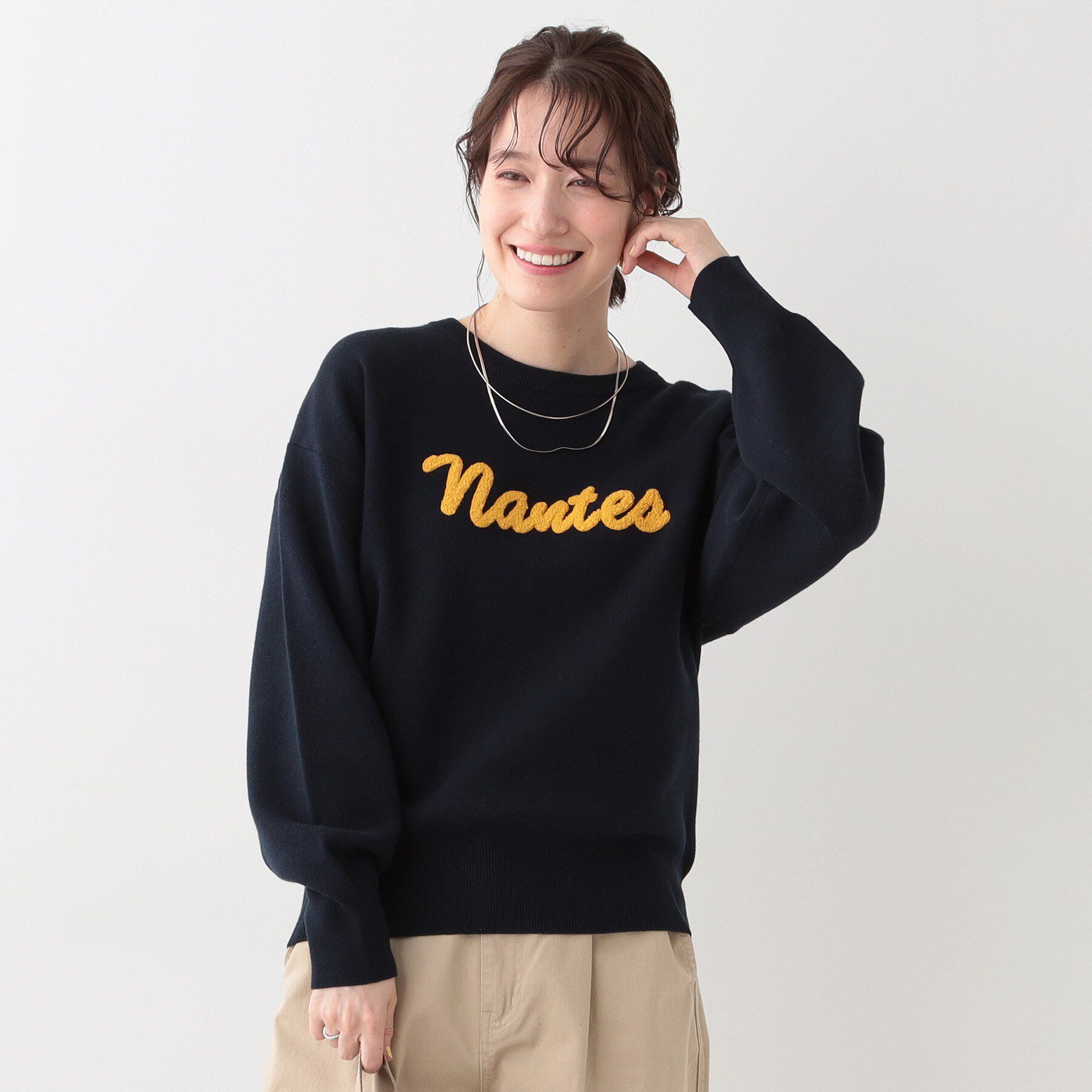 SHOO･LA･RUE「【洗える/S-LL/ちくちくしにくい】大人のための ロゴ入りスウェットライクニット」|ニット・セーター|