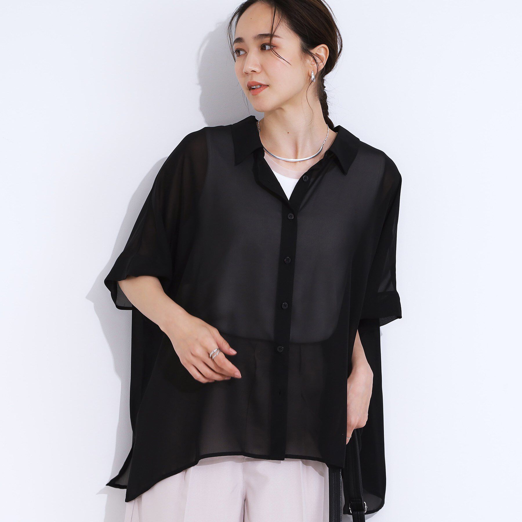 SHOO･LA･RUE「大人のシアー感 ゆるさらポンチョシャツ」|シャツ・ブラウス|ブラック(019)