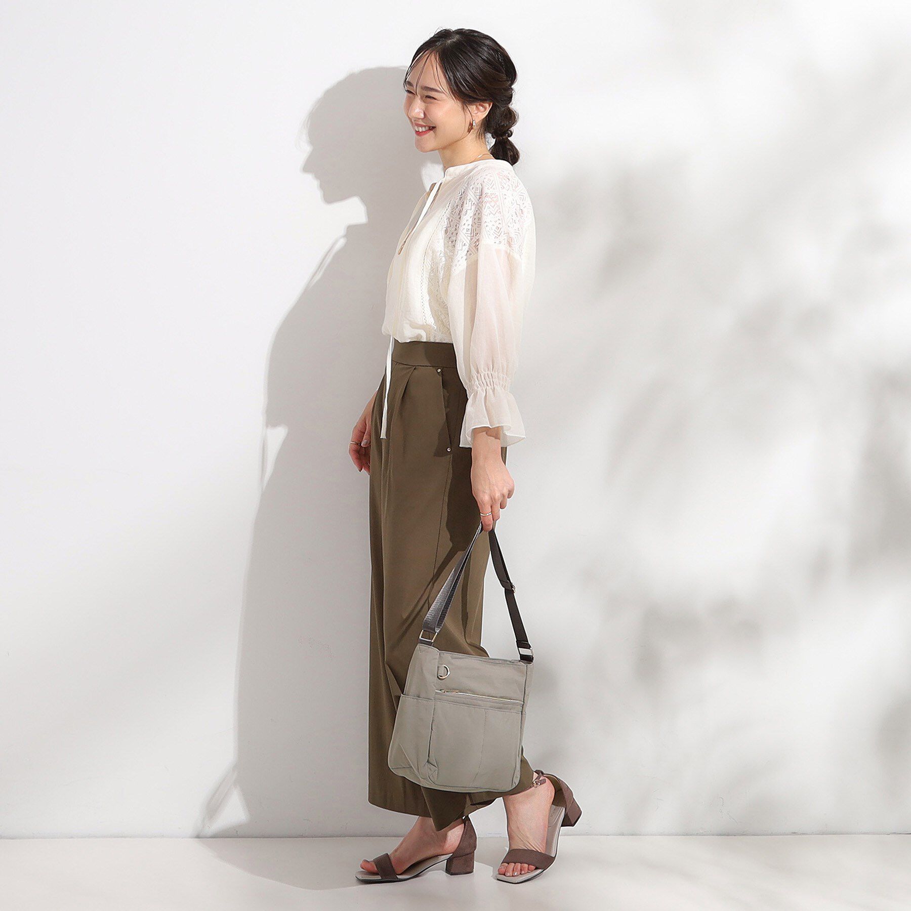 SHOO･LA･RUE「【撥水】10ポケットショルダーバッグ」|ショルダー・メッセンジャー|