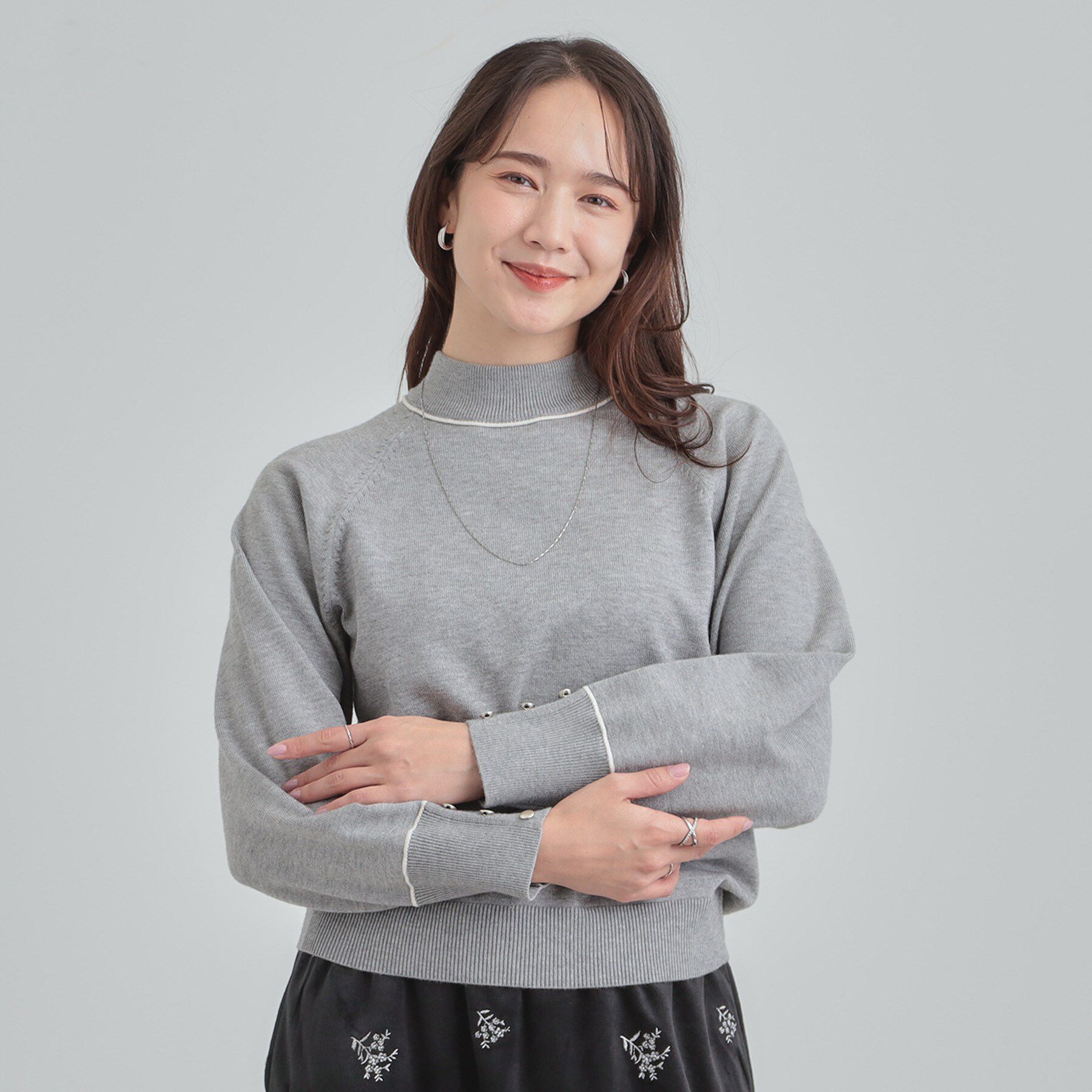 SHOO･LA･RUE「【洗濯機可/吸湿発熱】チクチクしにくいもちもちハイネックニット」|ニット・セーター|