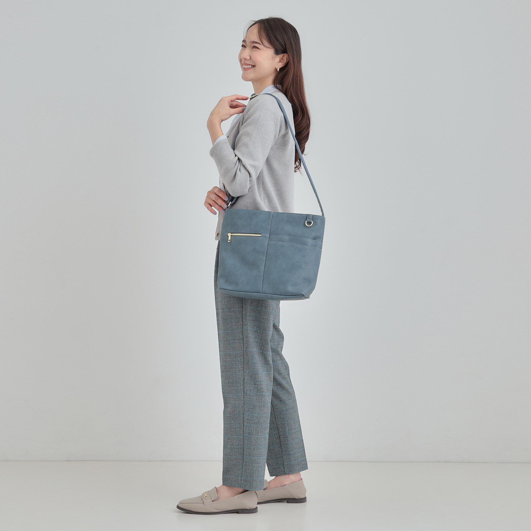 SHOO･LA･RUE「【8ポケット】フロント切替 ショルダーバッグ」|ショルダー・メッセンジャー|