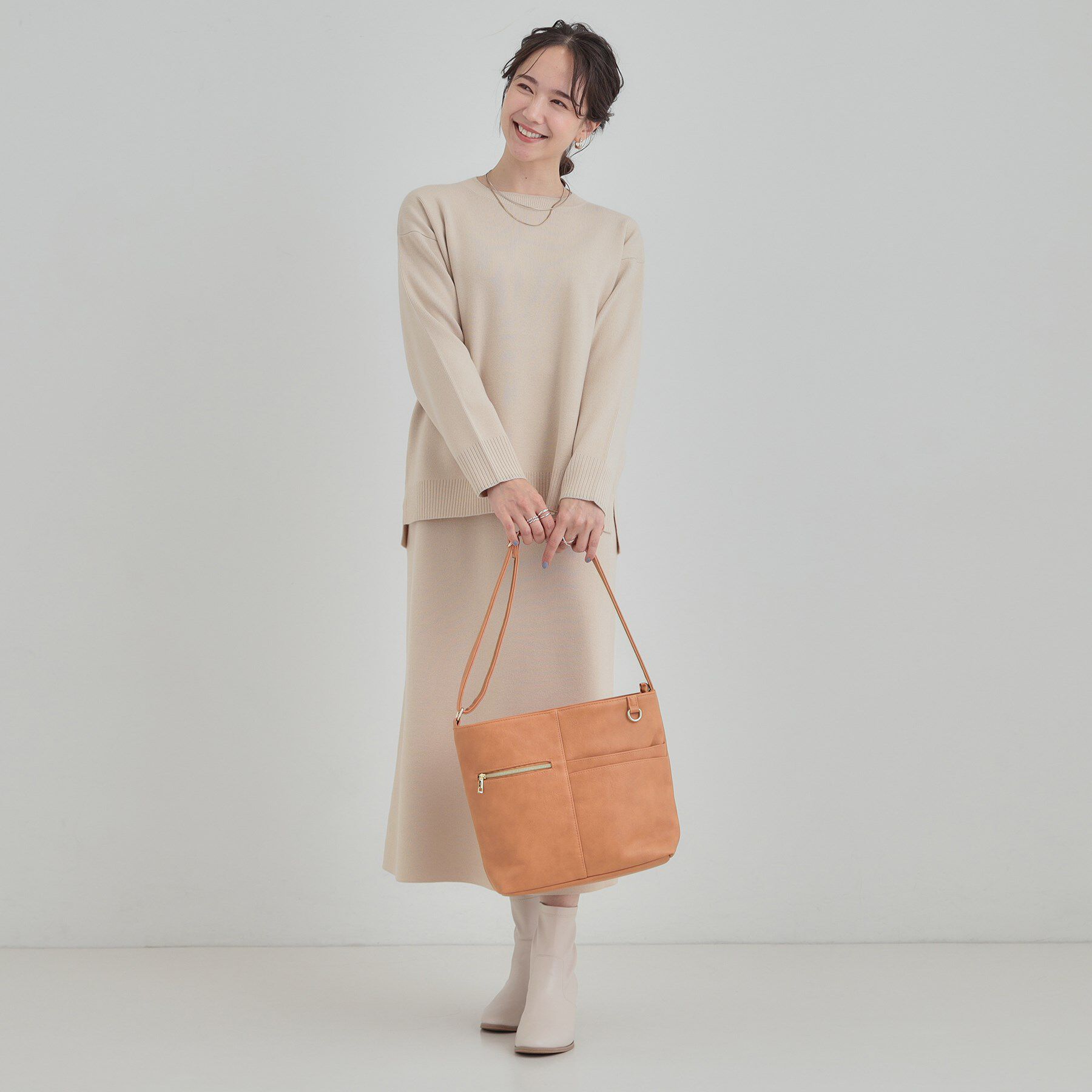 SHOO･LA･RUE「【8ポケット】フロント切替 ショルダーバッグ」|ショルダー・メッセンジャー|