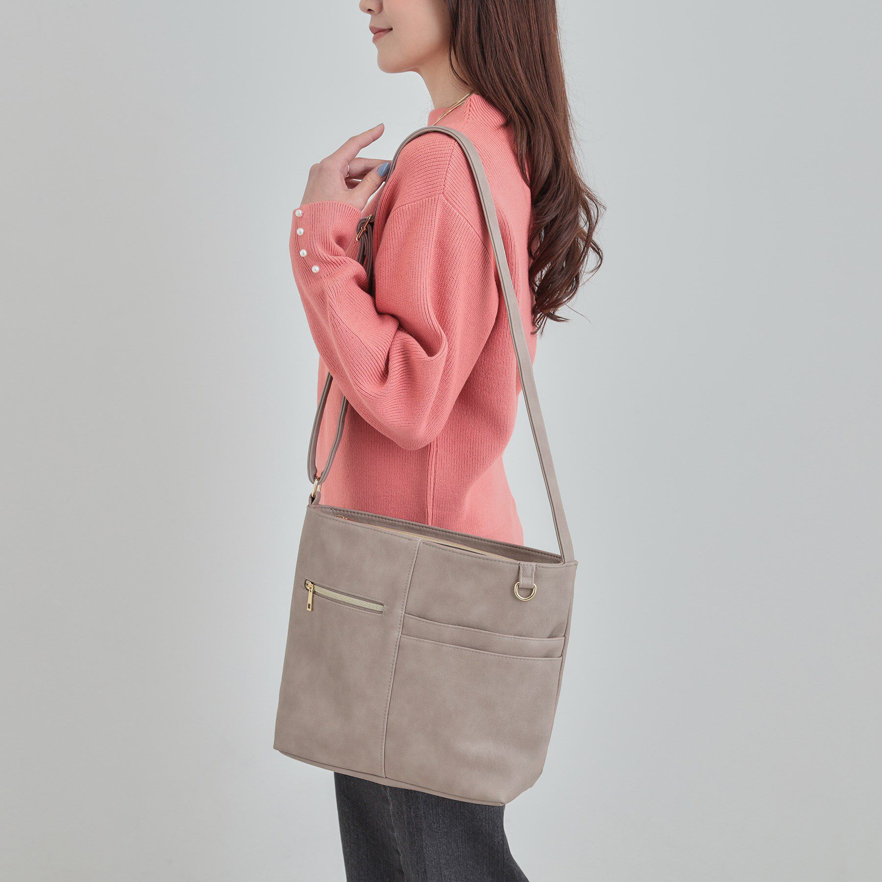 SHOO･LA･RUE「【8ポケット】フロント切替 ショルダーバッグ」|ショルダー・メッセンジャー|パープル(081)