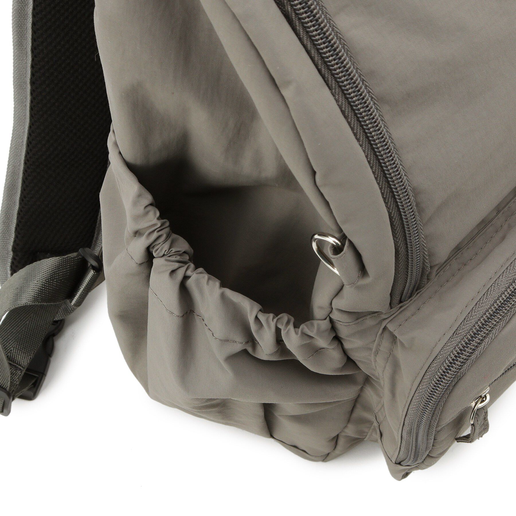 SHOO･LA･RUE「【撥水/A4サイズ可】他ポケットでらくらく整理整頓 13ポケットバックパック」|リュック|