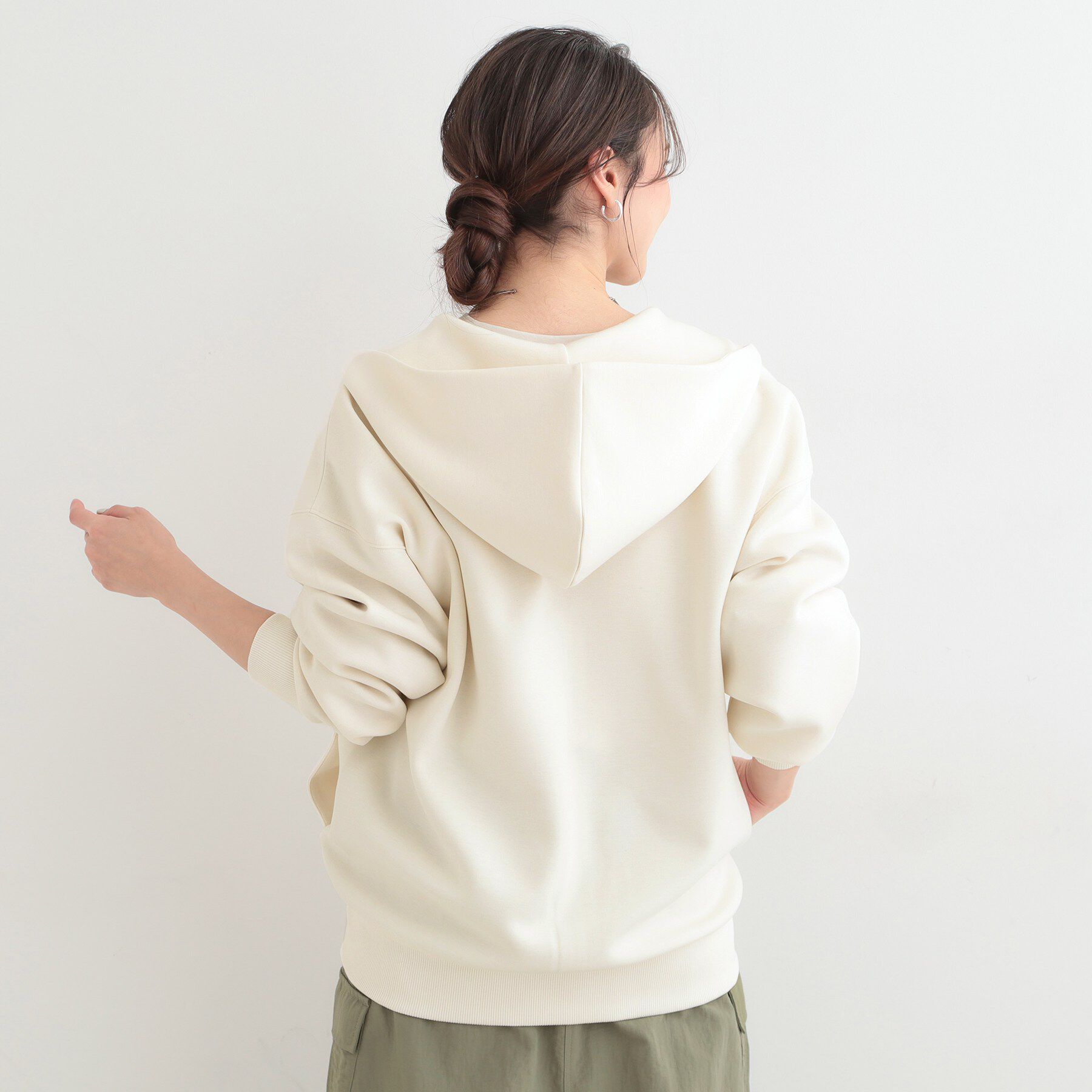 SHOO･LA･RUE「【セットアップ可/S-LL/なめらかタッチ】大人カジュアルスタイルに ZIPパーカ」|パーカー|