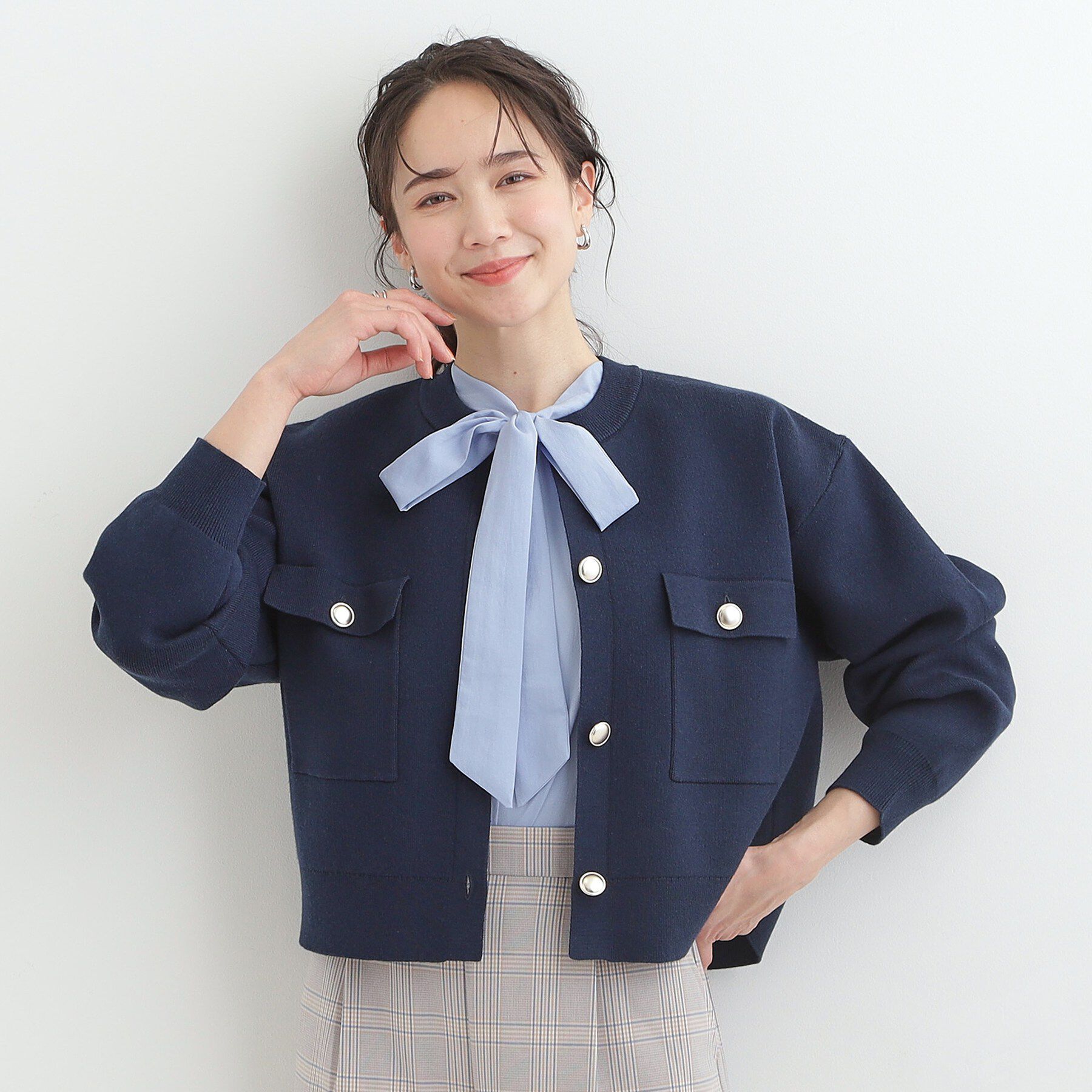 SHOO･LA･RUE「【洗濯機可/S-LL】金ボタンが華やかさを演出 ニットカーディガン」|カーディガン|