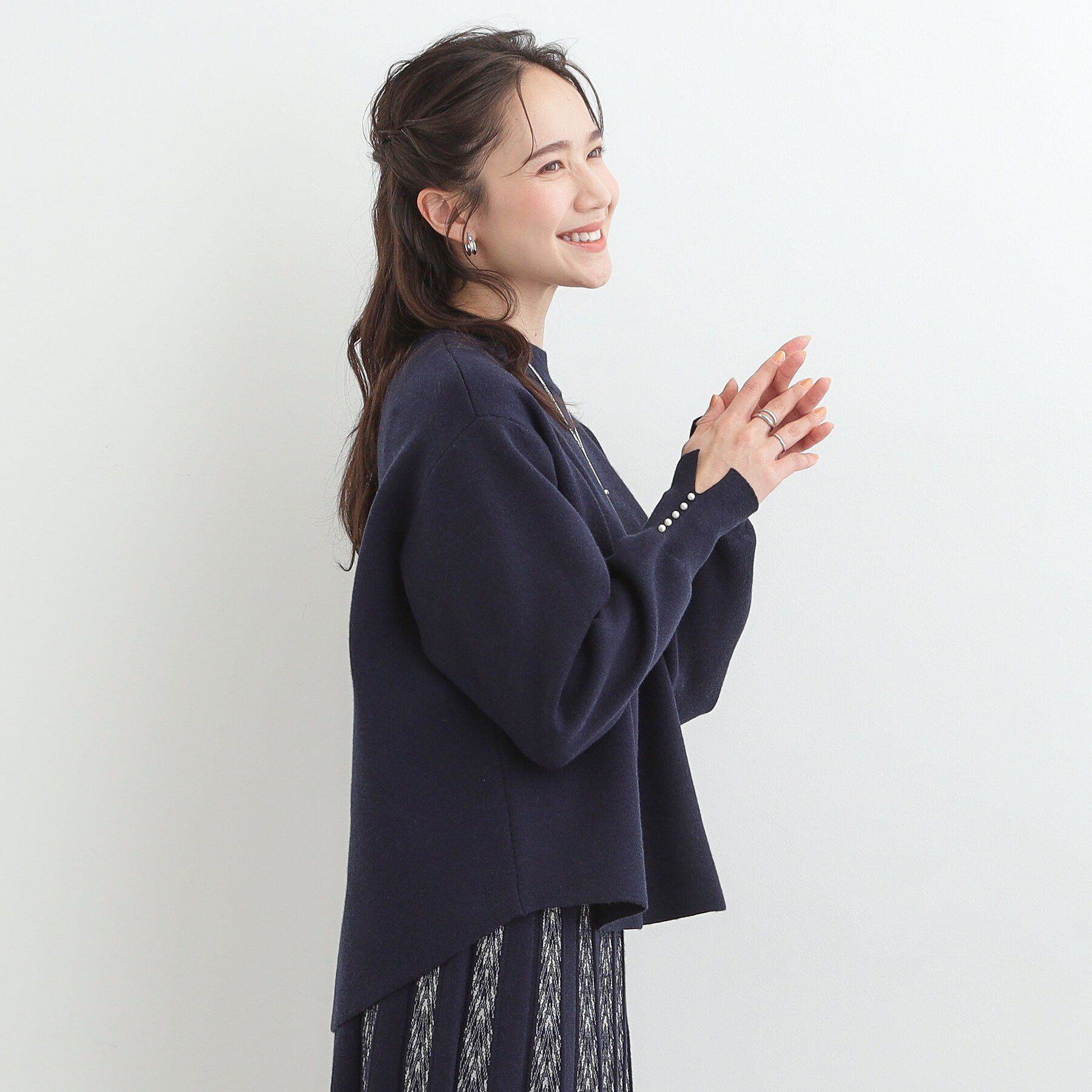 SHOO･LA･RUE「【洗濯機可/セットアップ可/S-LL】インせず着られる もちもち裾ラウンドニット」|ニット・セーター|