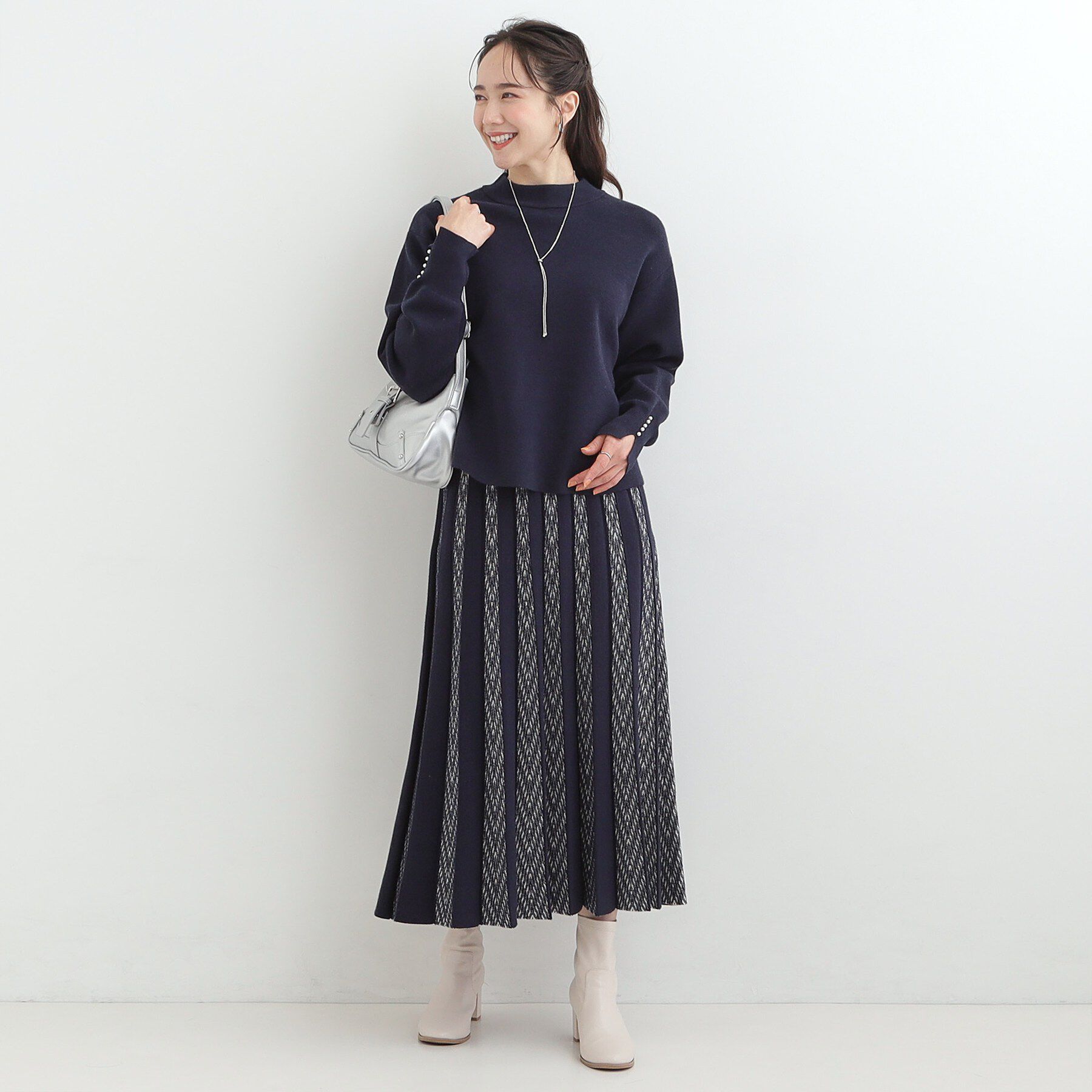 SHOO･LA･RUE「【洗濯機可/セットアップ可/S-LL】インせず着られる もちもち裾ラウンドニット」|ニット・セーター|