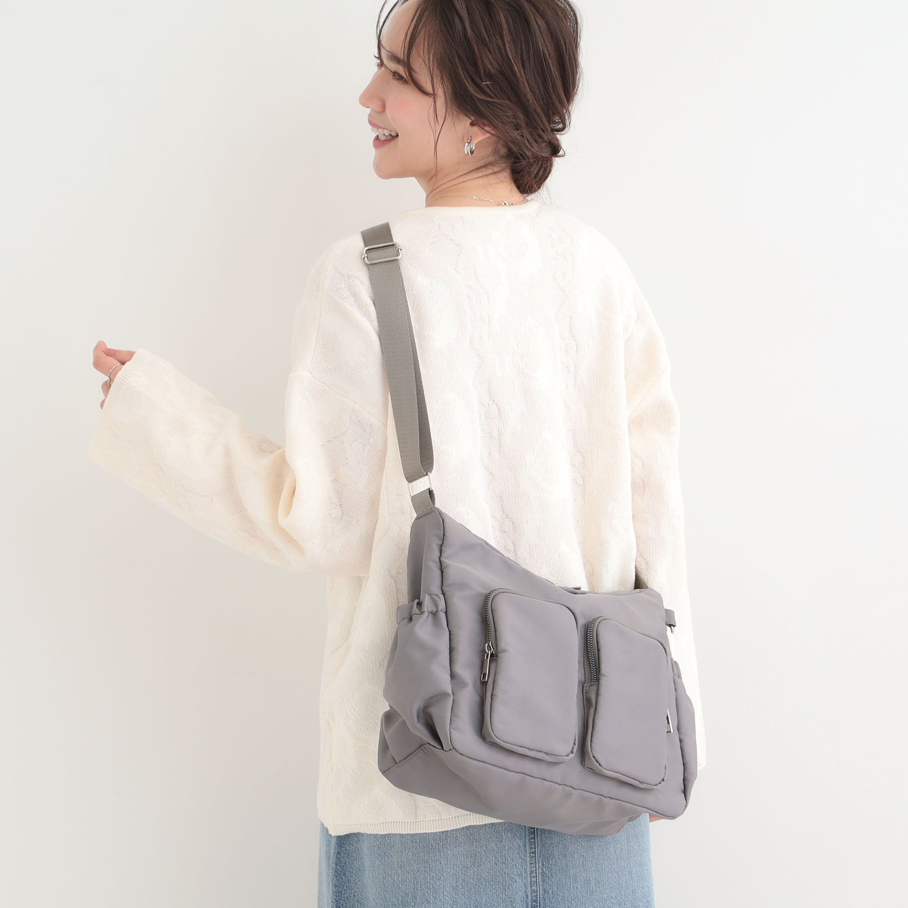 SHOO･LA･RUE「【撥水】ダブルポケットショルダーバッグ」|ショルダー・メッセンジャー|チャコールグレー(0