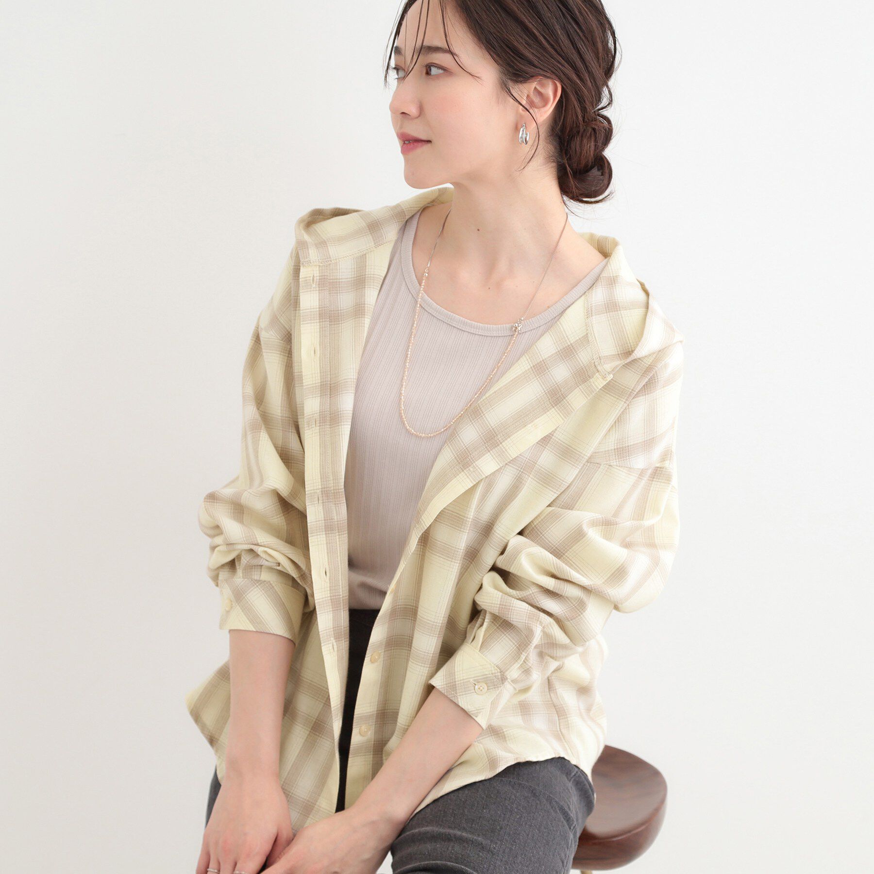 SHOO･LA･RUE「【洗濯機可/S-LL】涼しげで軽やかな チェックフーディーシャツ」|シャツ・ブラウス|ライトイエロー(23