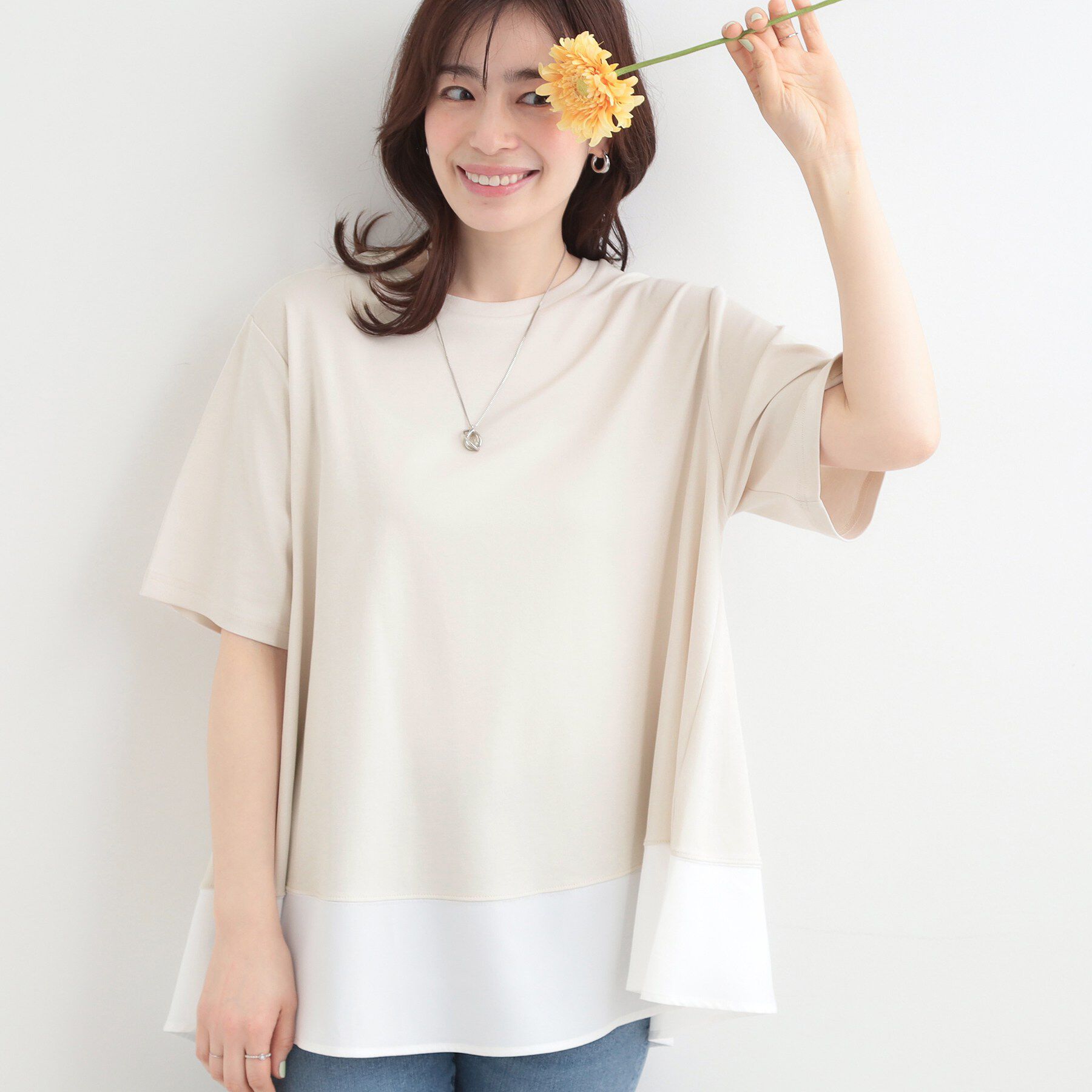 SHOO･LA･RUE「【接触冷感/UVカット/抗菌防臭】体型カバーも叶う　裾切り替えAライントップス」|Tシャツ・カットソー|ライトベージュ(55